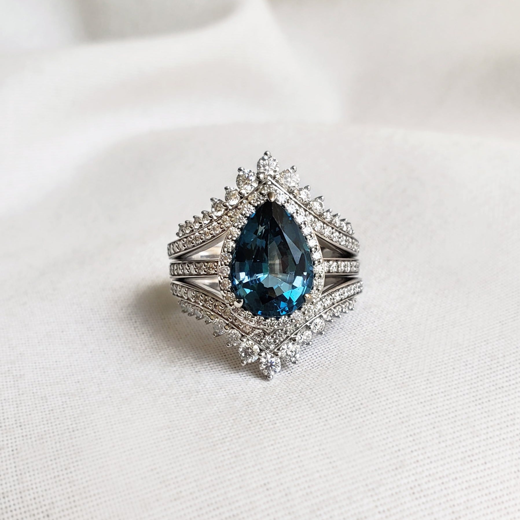 0.15 Carats V Shape with Vintage Round & Pear Cut Moissanite Wedding Band