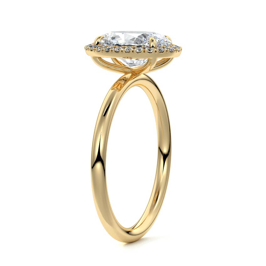 4.50 Carats Lab Grown Diamond Oval Shape E-VS1 Halo Engagement Ring