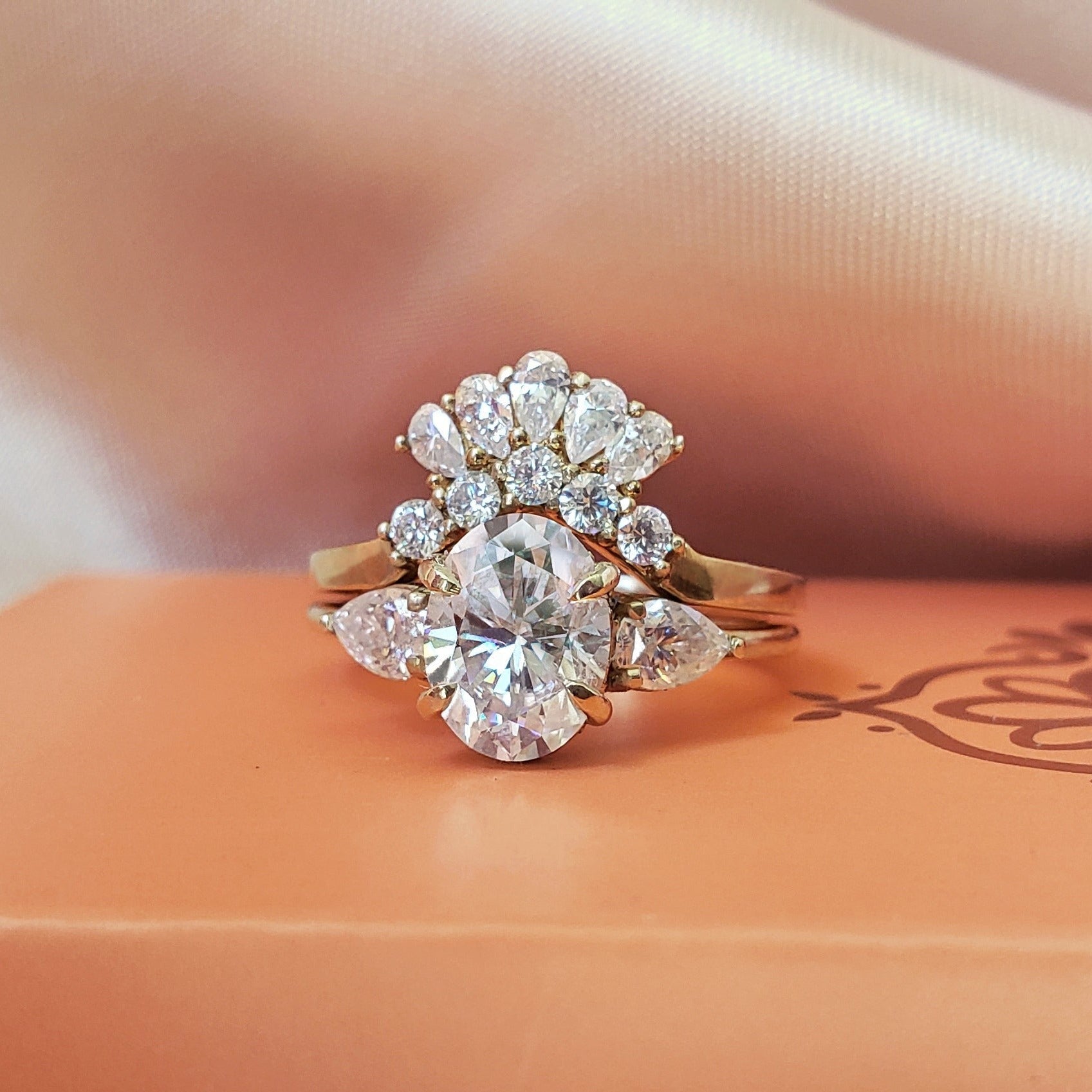 0.25 Carats Moissanite Round & Pear Shape Vintage Wedding Band