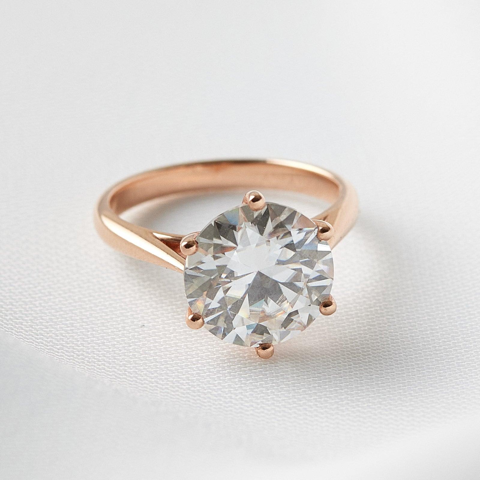 3.0 Carats Round Shape Moissanite Solitaire Engagement Ring