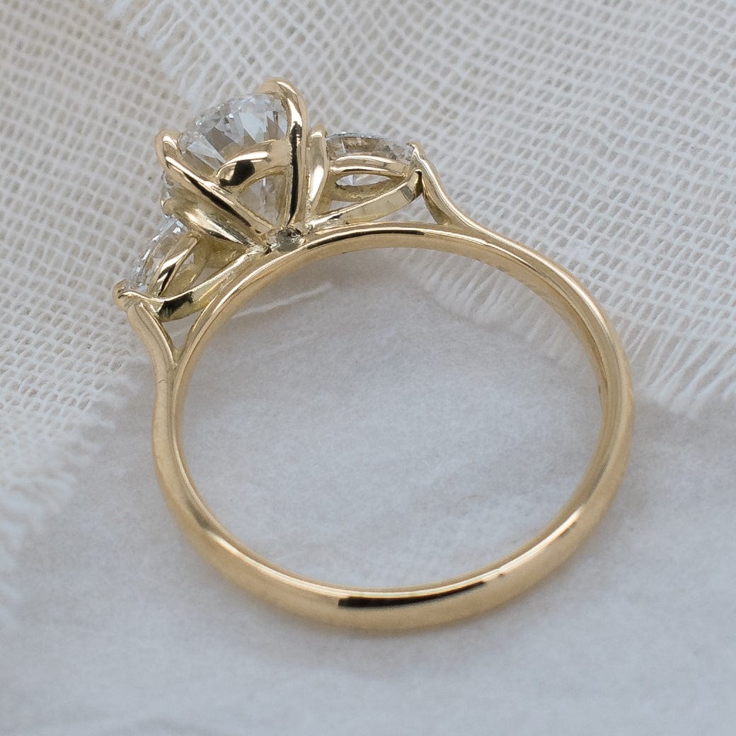2.0 Carats Oval Shape Moissanite Three Stone Engagement Ring