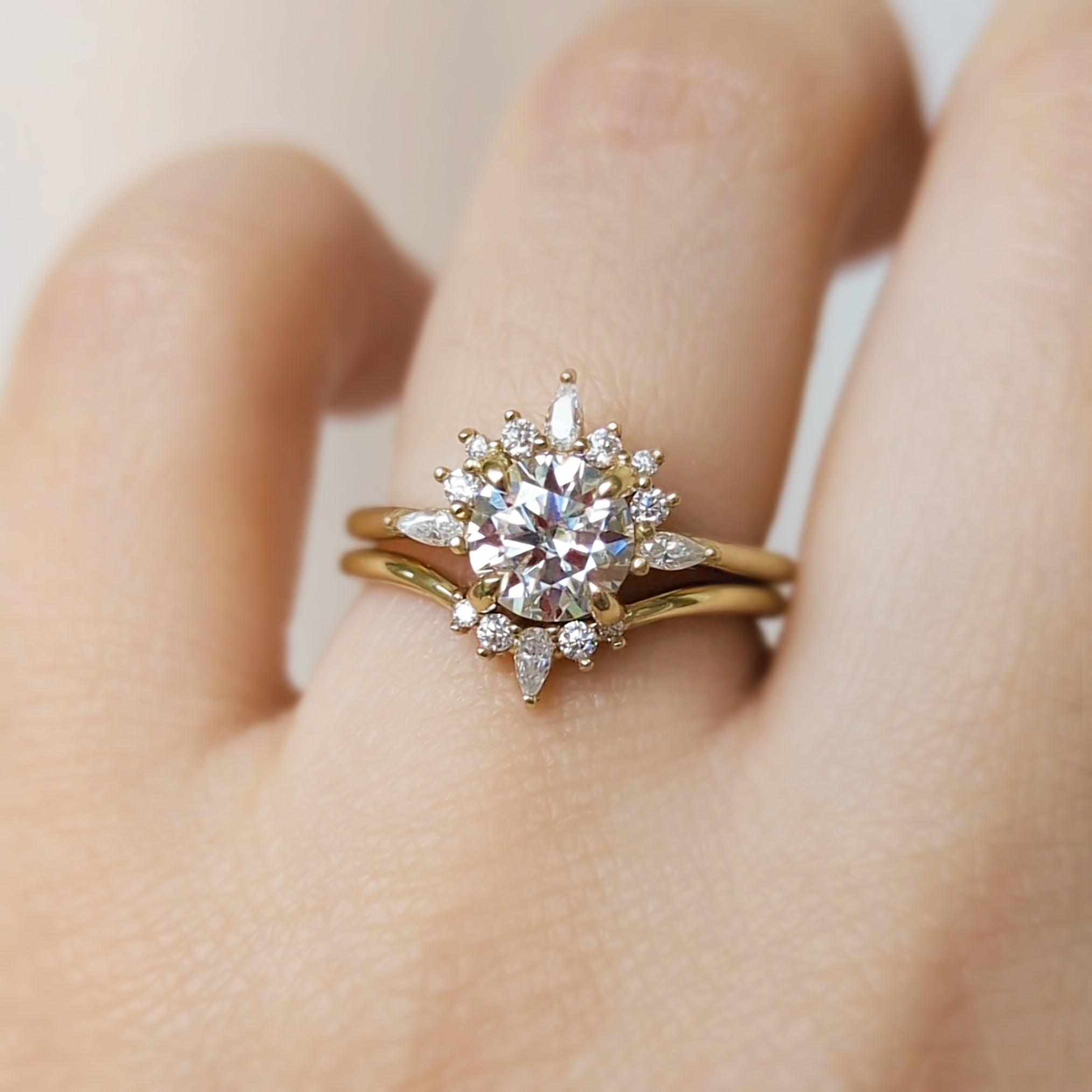 1.0 Carats Round Shape Moissanite Cluster Engagement Ring