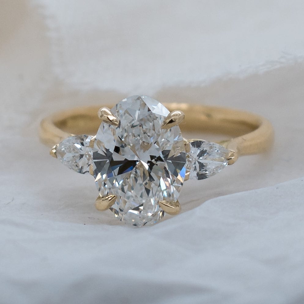 2.0 Carats Oval Shape Moissanite Three Stone Engagement Ring