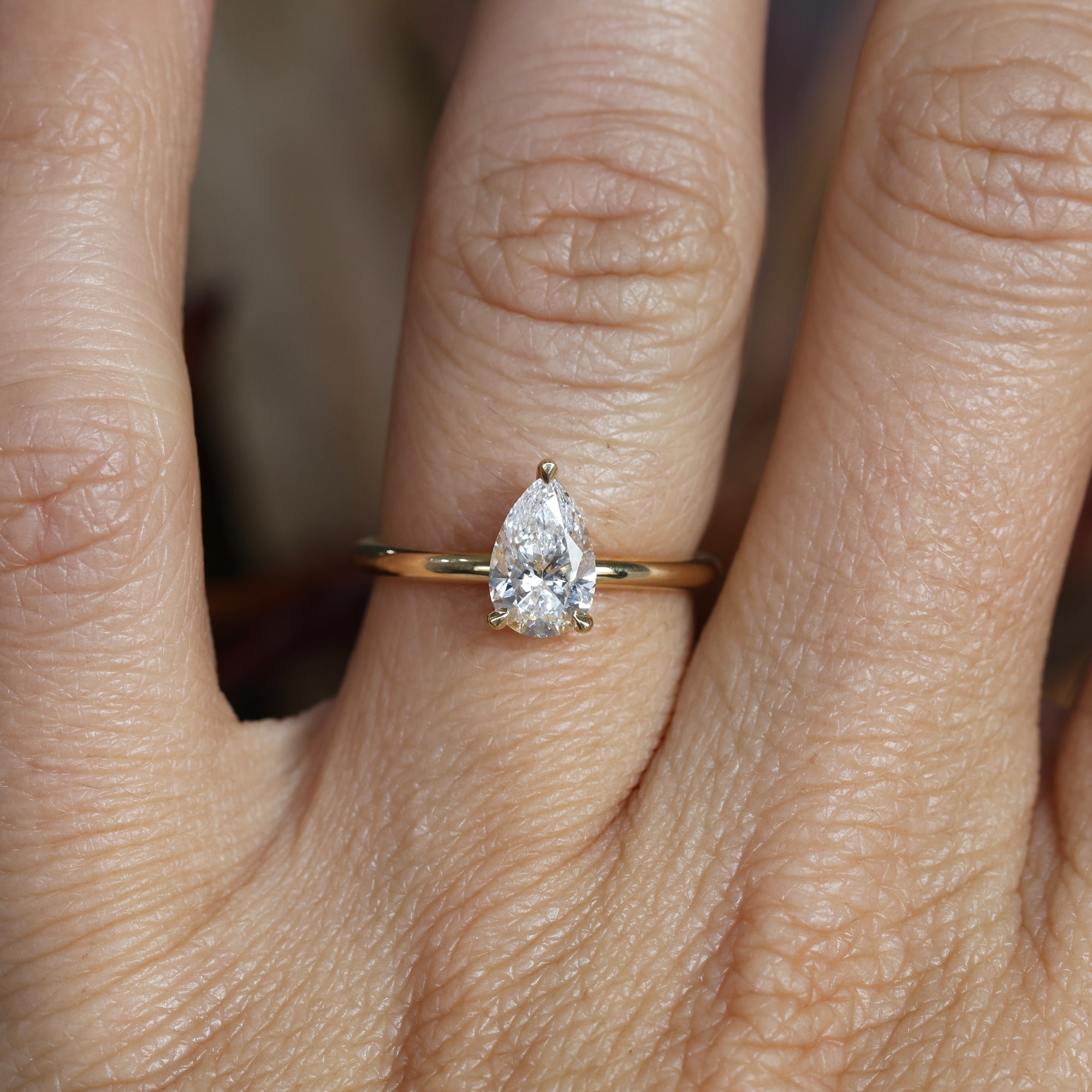 1.0 Carats Pear Shape Moissanite Solitaire Engagement Ring