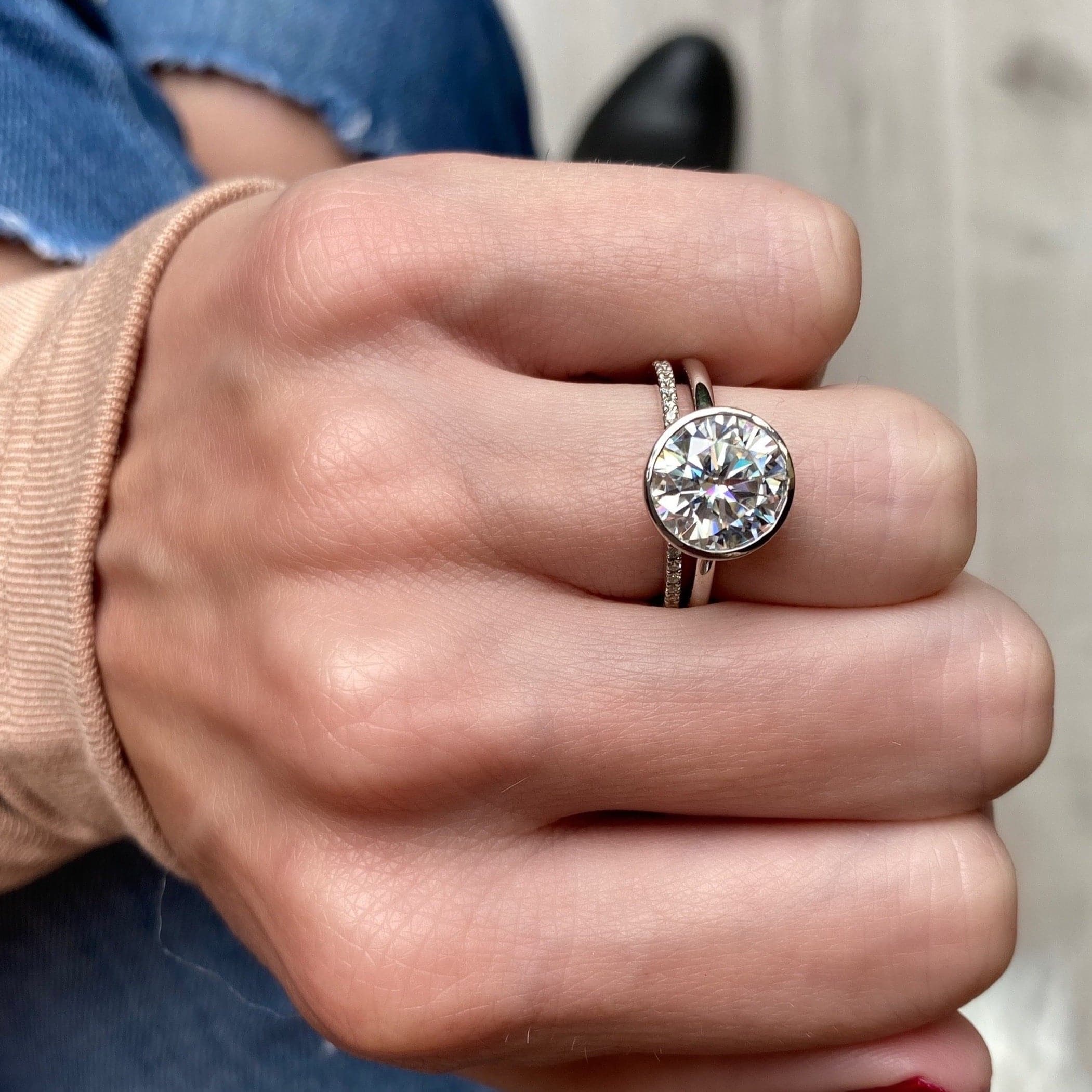 3.50 Carats Round Shape Moissanite Solitaire Bezel Engagement Ring