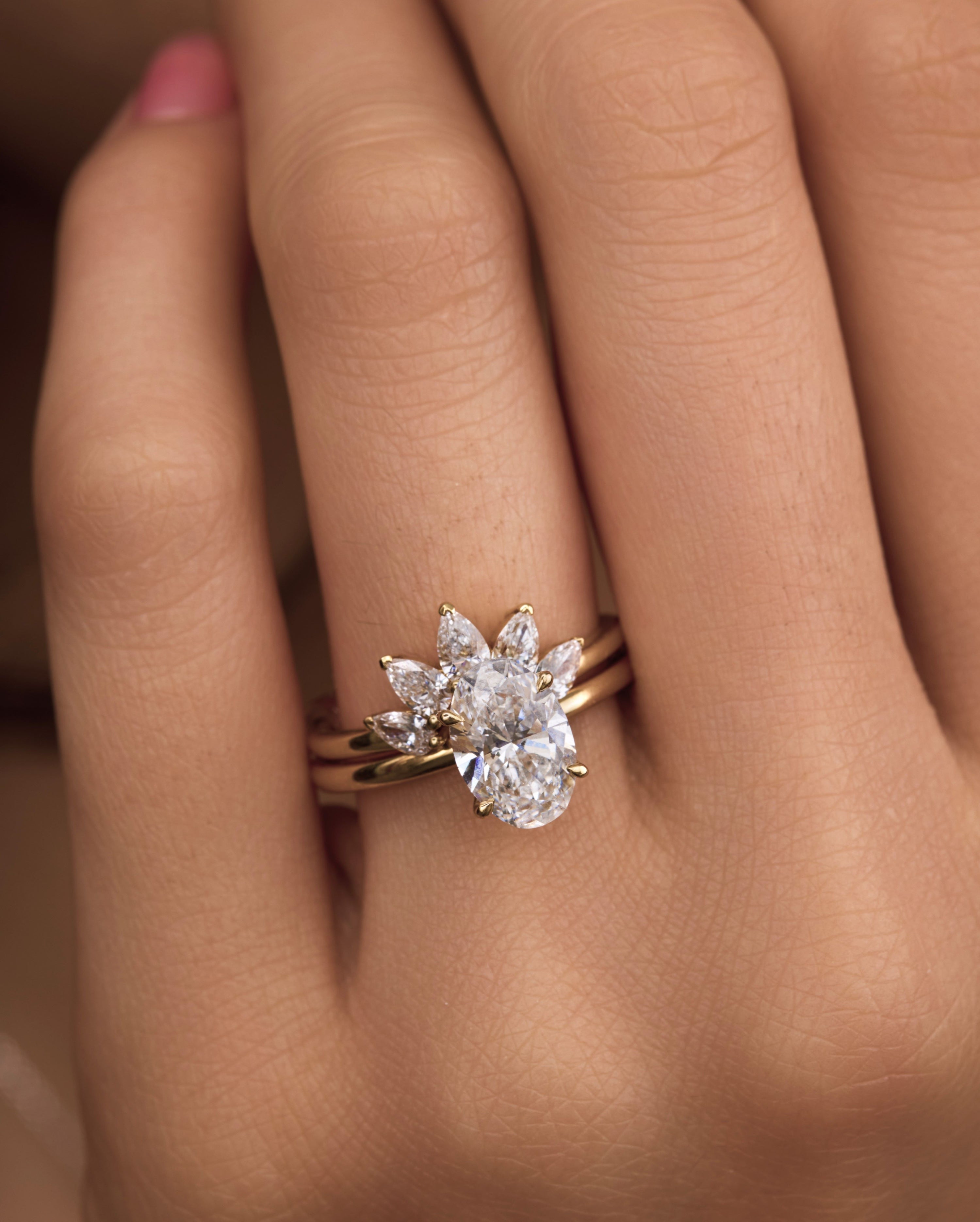 2.0 Carats Oval Shape Moissanite Solitaire Engagement Ring