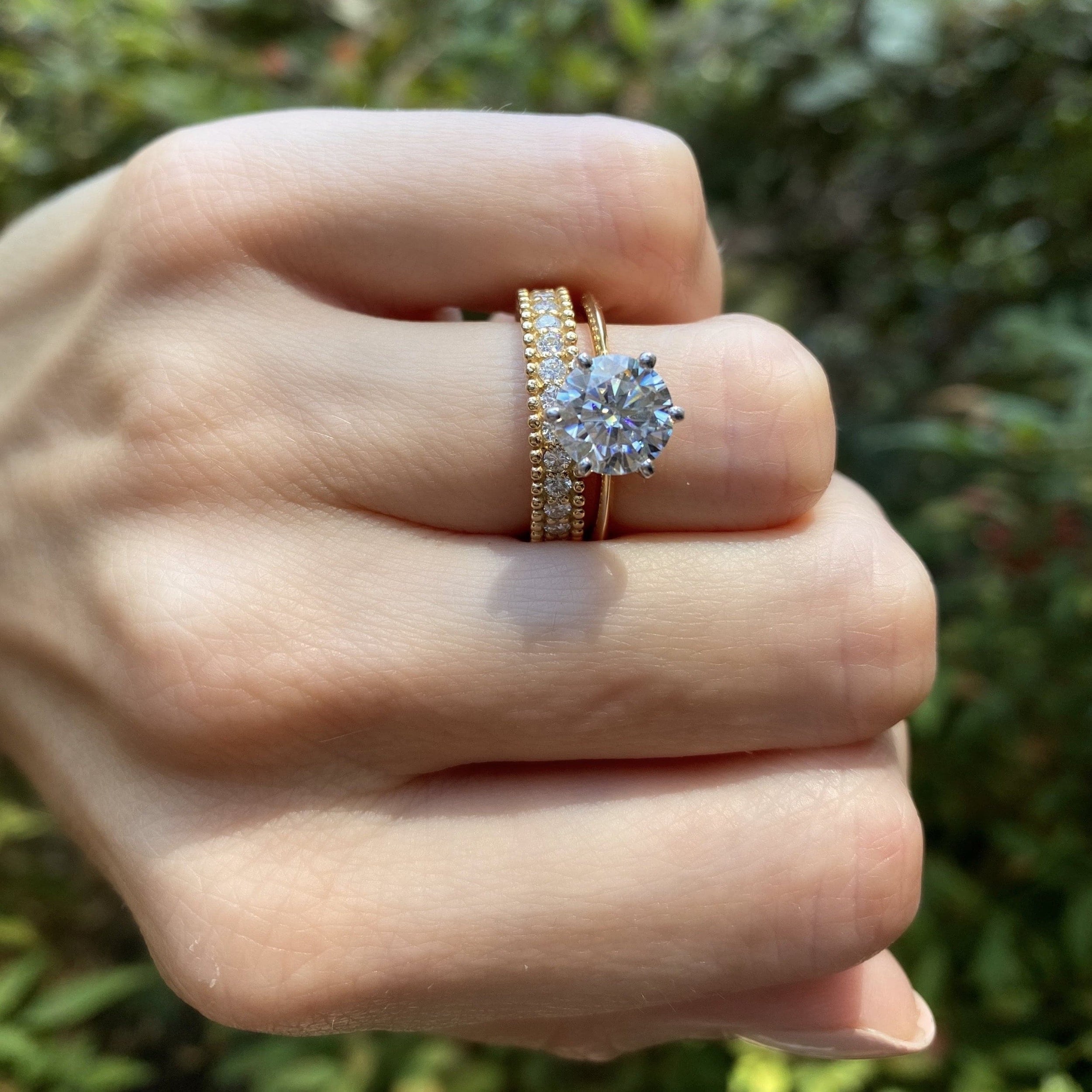 2.0 Carats Round Shape Moissanite Solitaire Engagement Ring