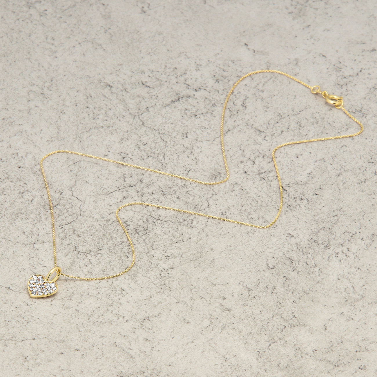 0.30 Carats Round Shape Moissanite Heart Necklace