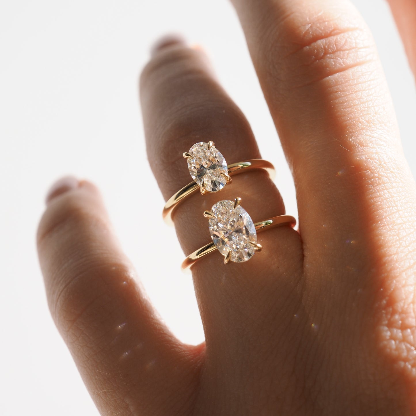 1.5 CT Oval G/VS1 CVD Diamond Solitaire Engagement Ring