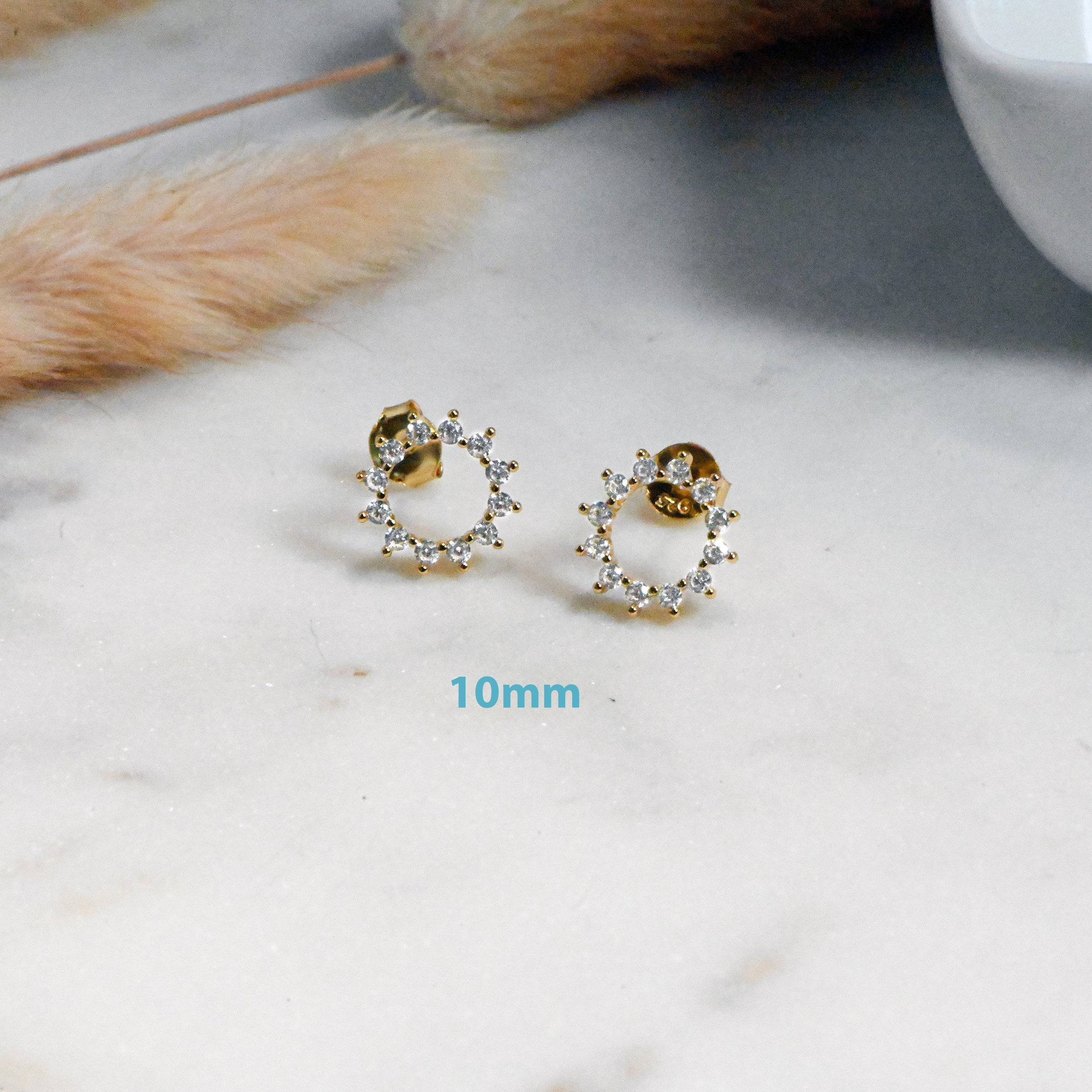 0.50 TCW Round Shape Moissanite Sunburst Studs Earrings