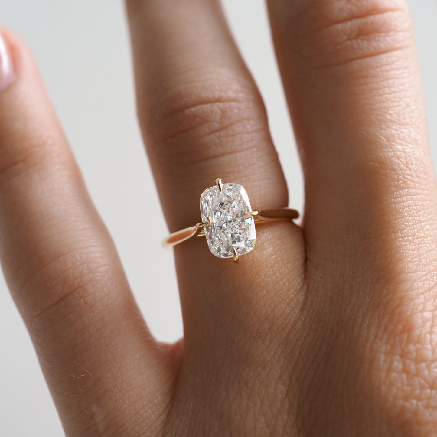 1.5 CT Elongated Cushion E/VS1 CVD Diamond Solitaire Engagement Ring
