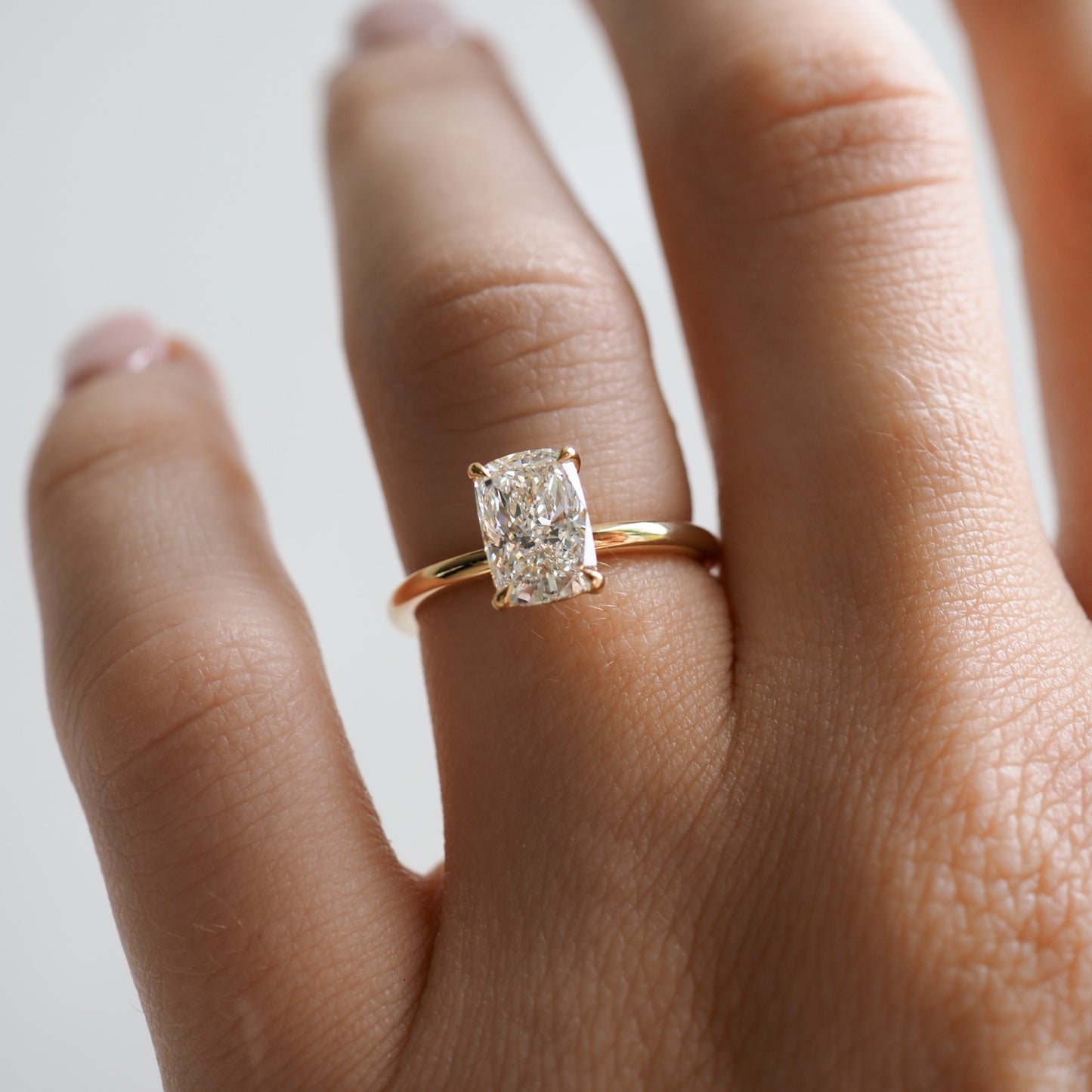 1.5 CT Elongated Cushion G/VS1 CVD Diamond Solitaire Engagement Ring