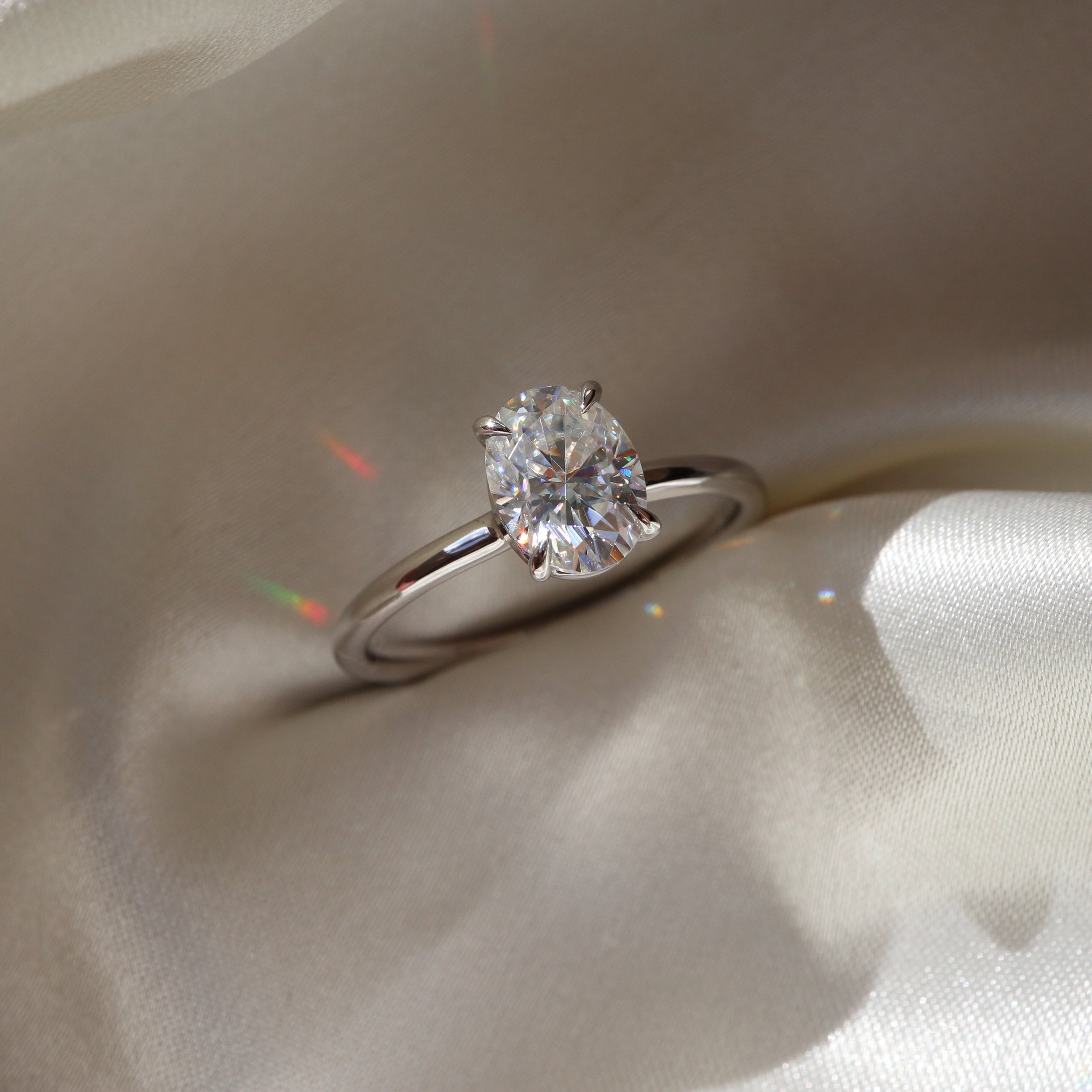 1.4 Carats Oval Shape Solitaire Moissanite Engagement Ring