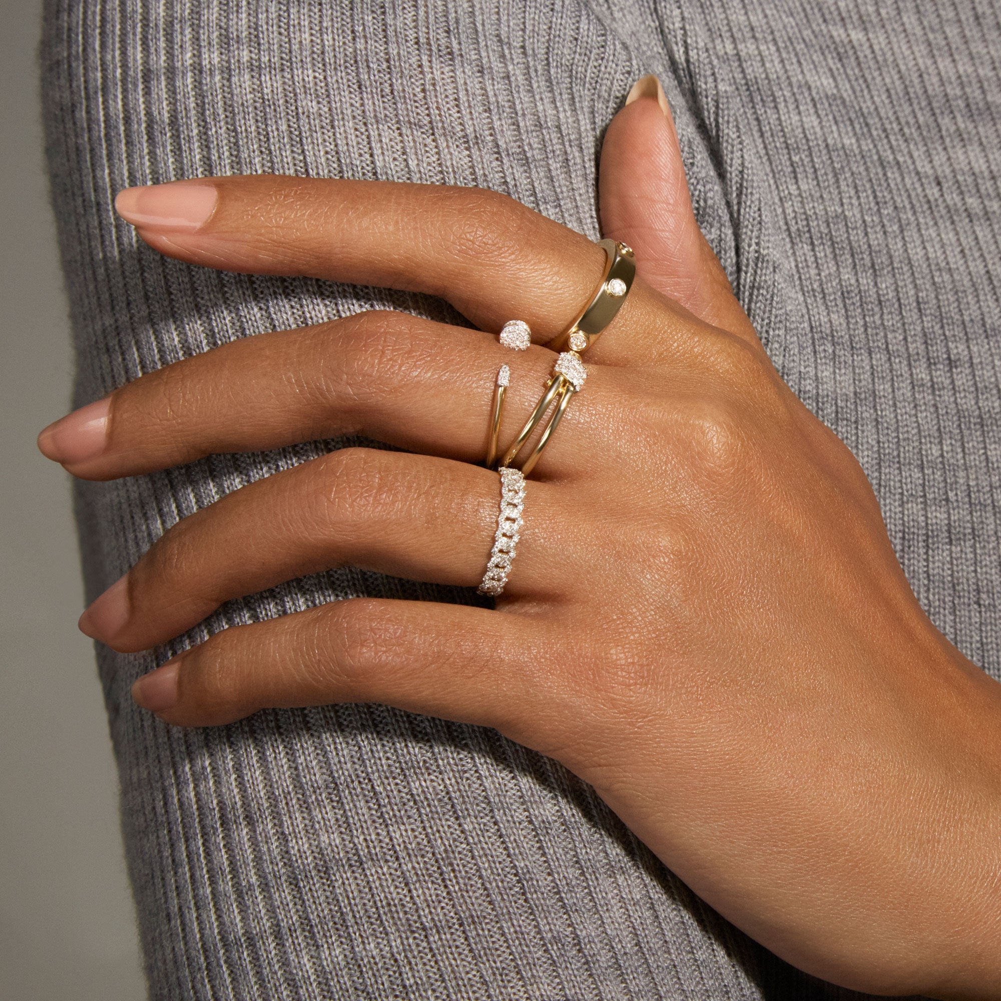 0.20 Carats Lab Grown Diamond Round Shape Chain Wedding Band