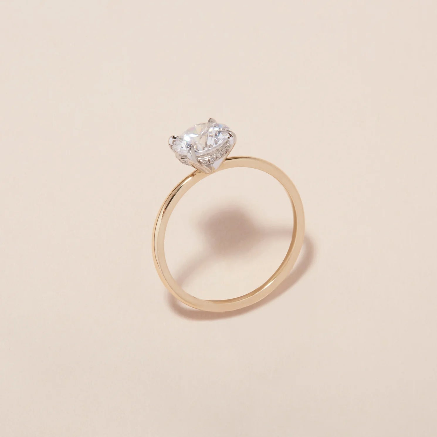 1.0 Carats Lab Grown Diamond Round Shape G-SI1 Solitaire Two Tone Engagement Ring