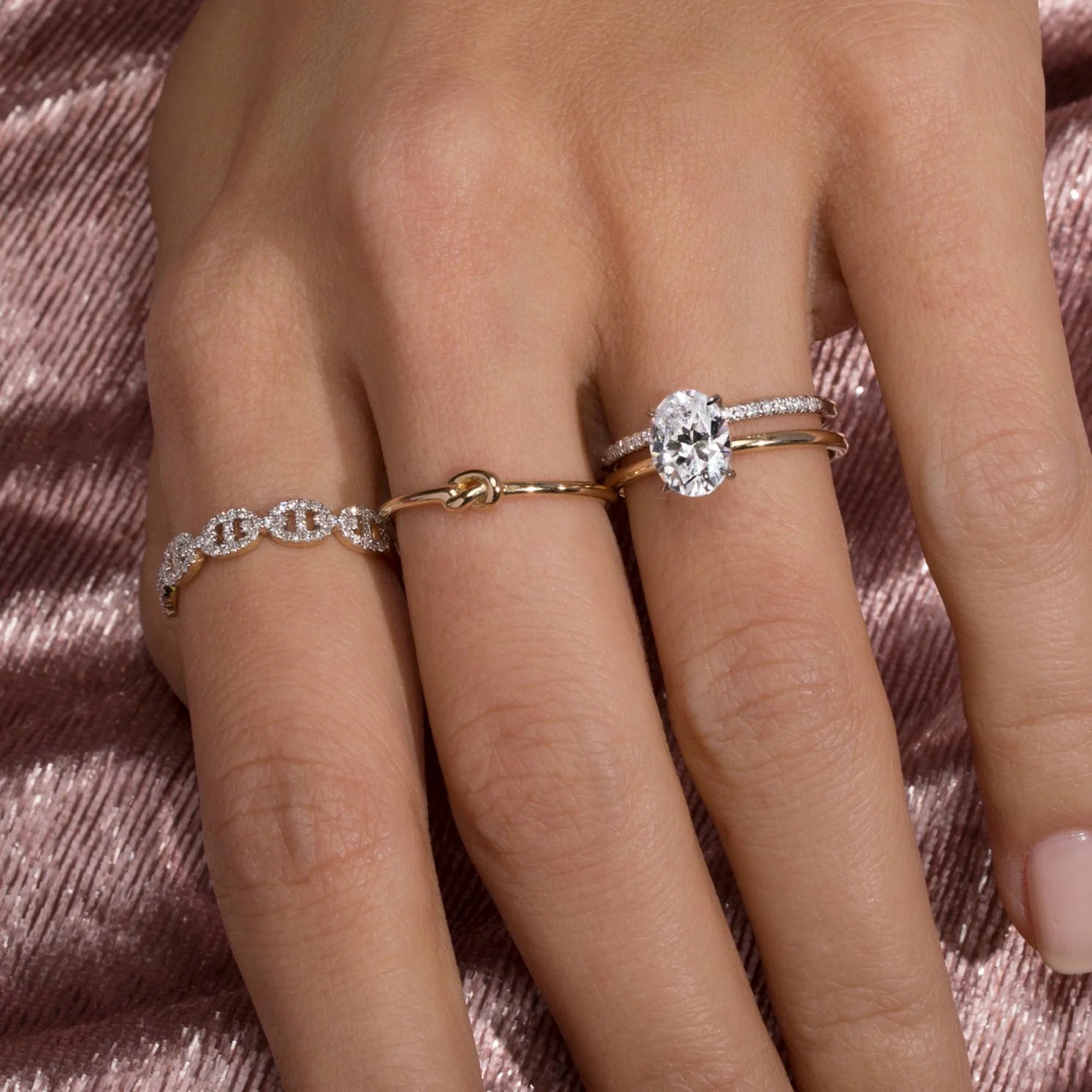 1.0 Carats Lab Grown Diamond Oval Shape G-SI1 Solitaire Two Tone Engagement Ring