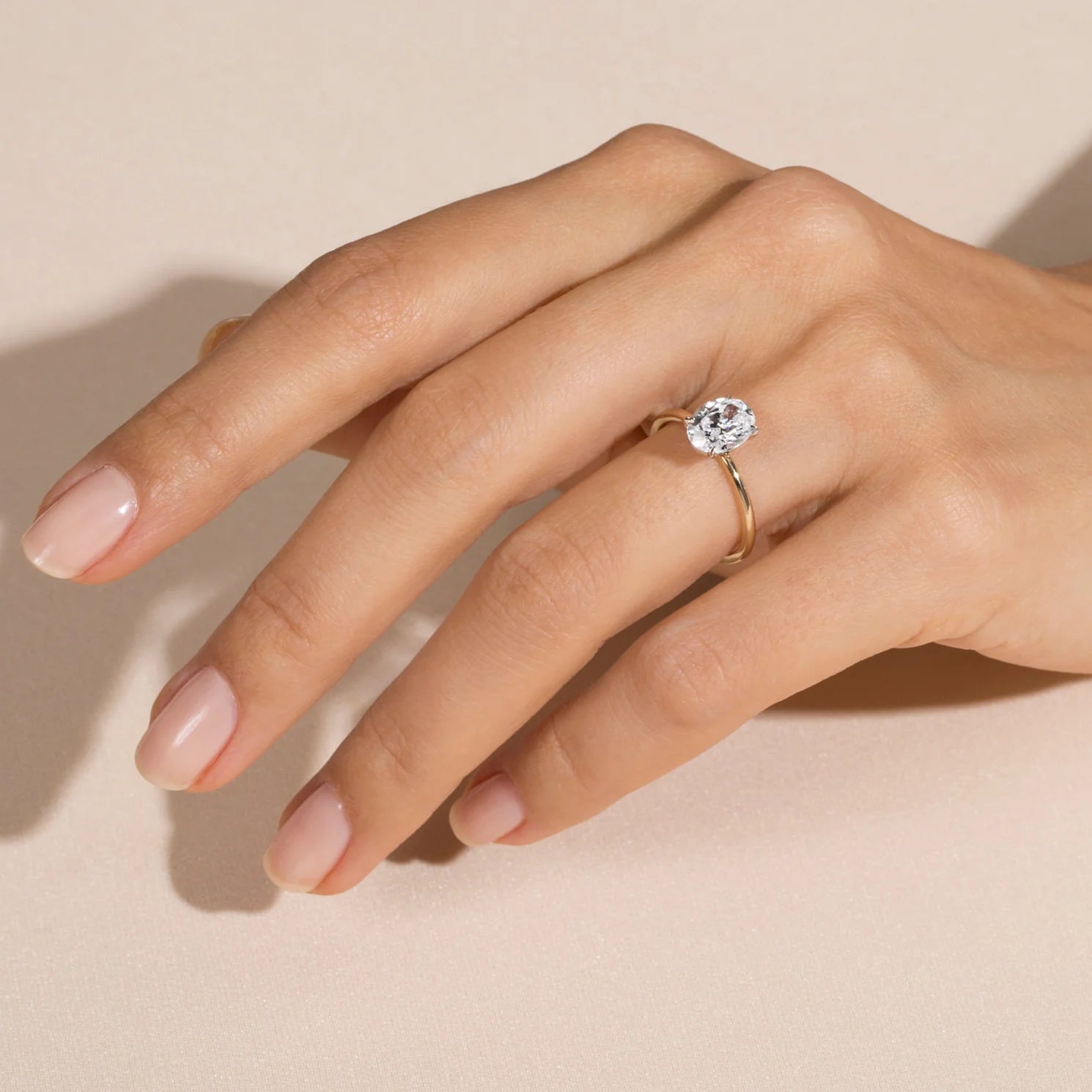 1.0 Carats Lab Grown Diamond Oval Shape G-SI1 Solitaire Two Tone Engagement Ring