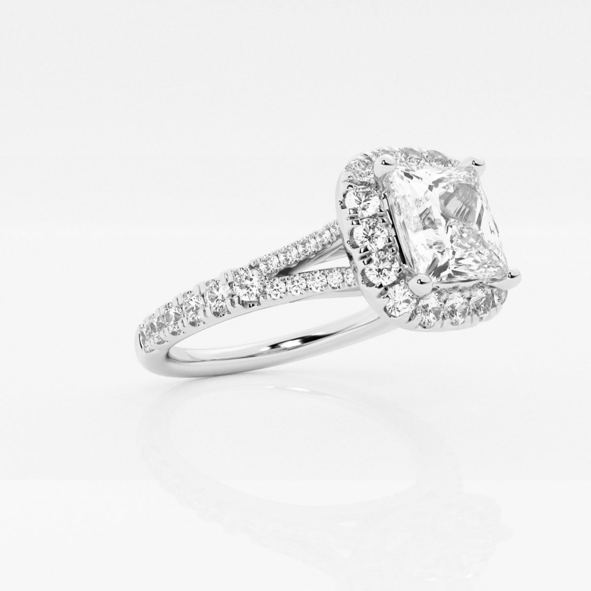 2.0 Carats Lab Grown Diamond Princess Shape E-VS1 Halo & Split Shank StyleEngagement Ring