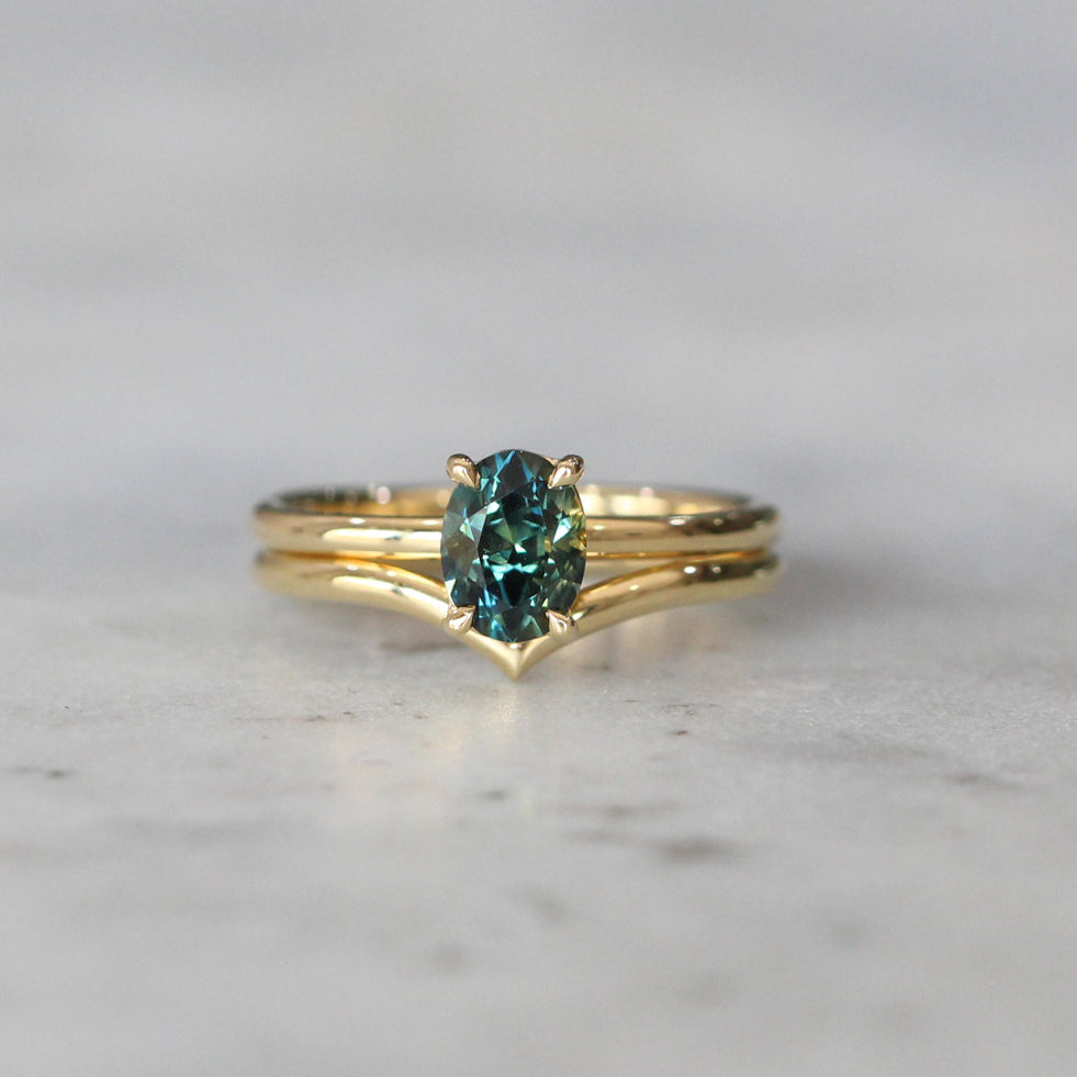 Classic Plain Curved Wedding Band