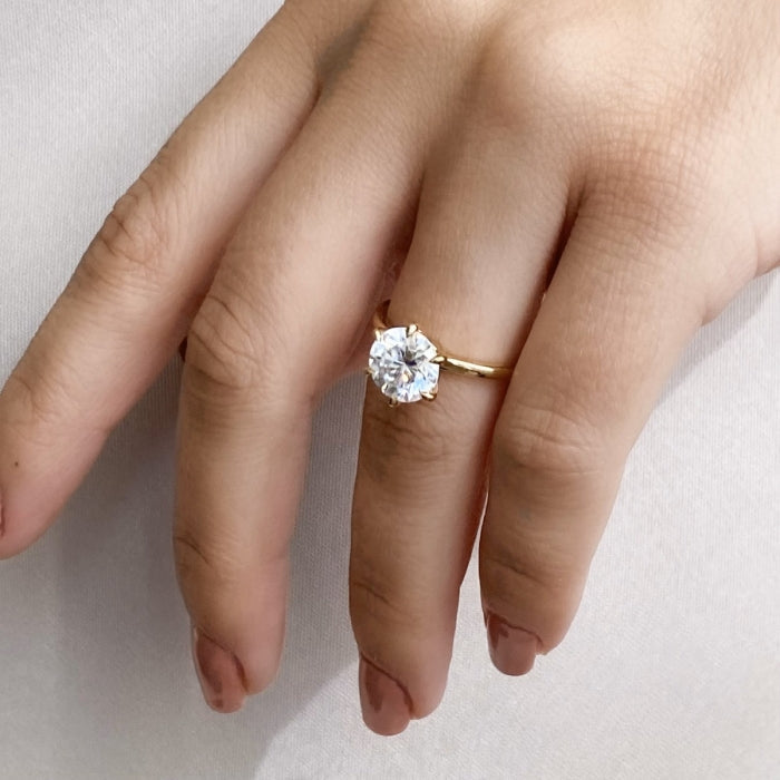1.24 Carats Round Shape Moissanite Solitaire Engagement Rin