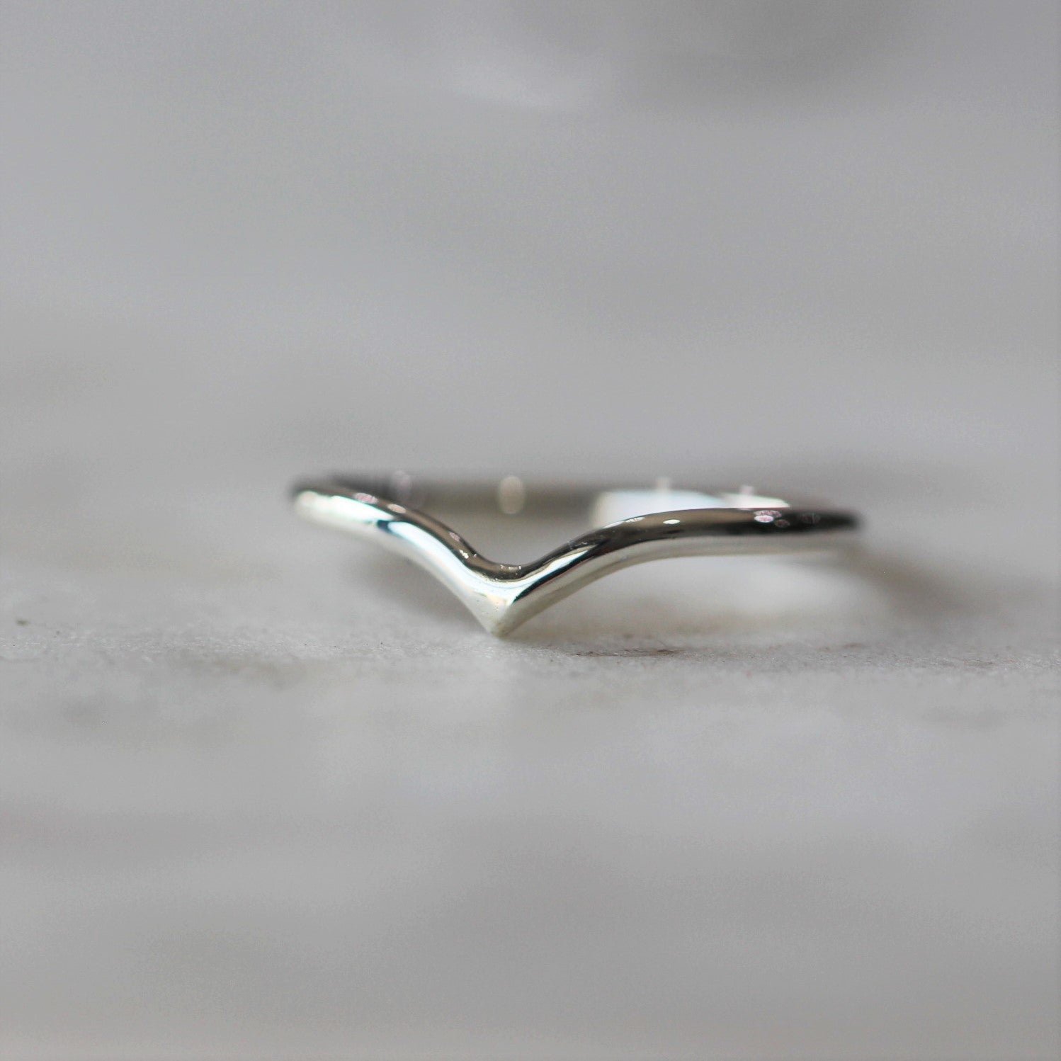 Classic Plain Curved Wedding Band