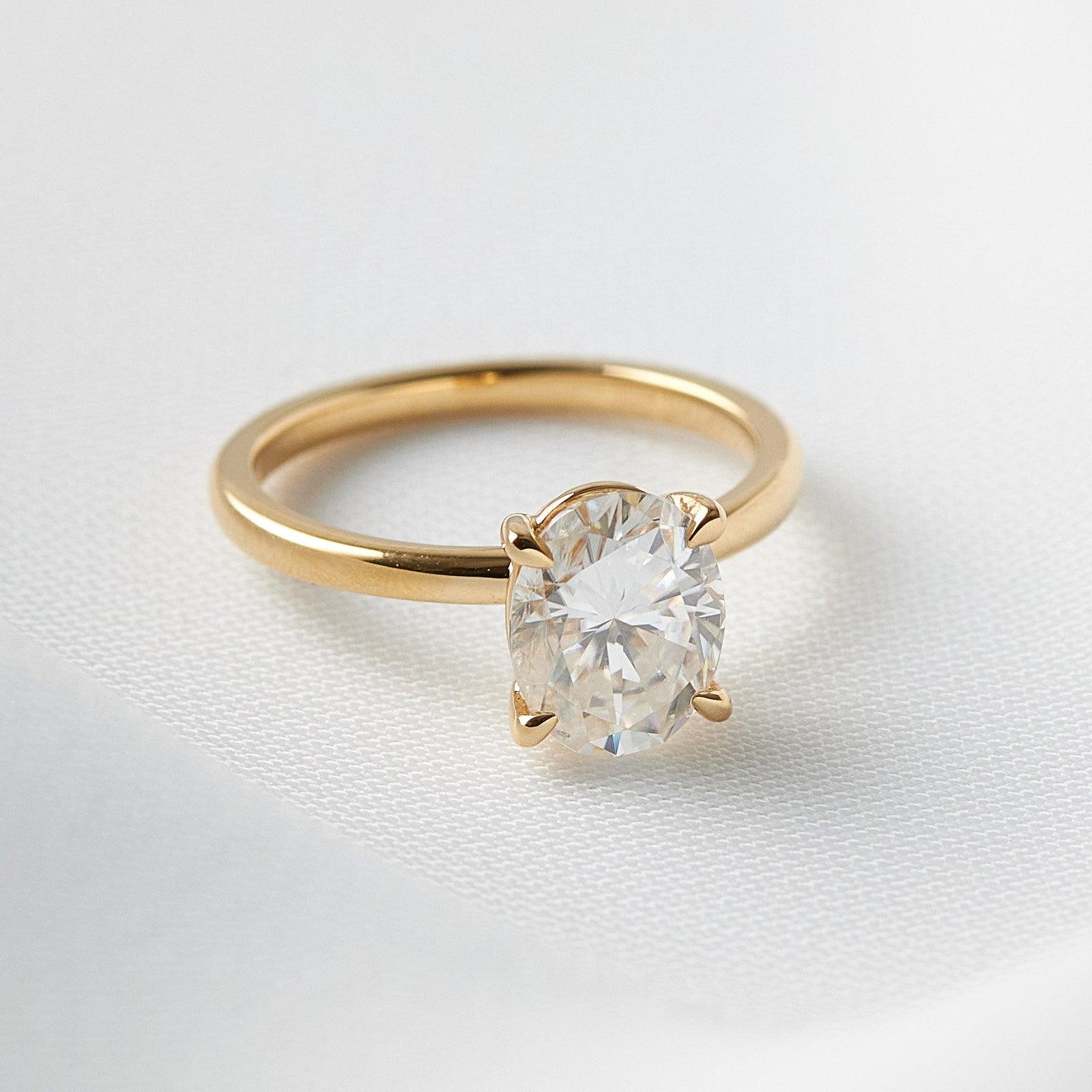 1.0 Carats Oval Shape Moissanite Solitaire Engagement Ring