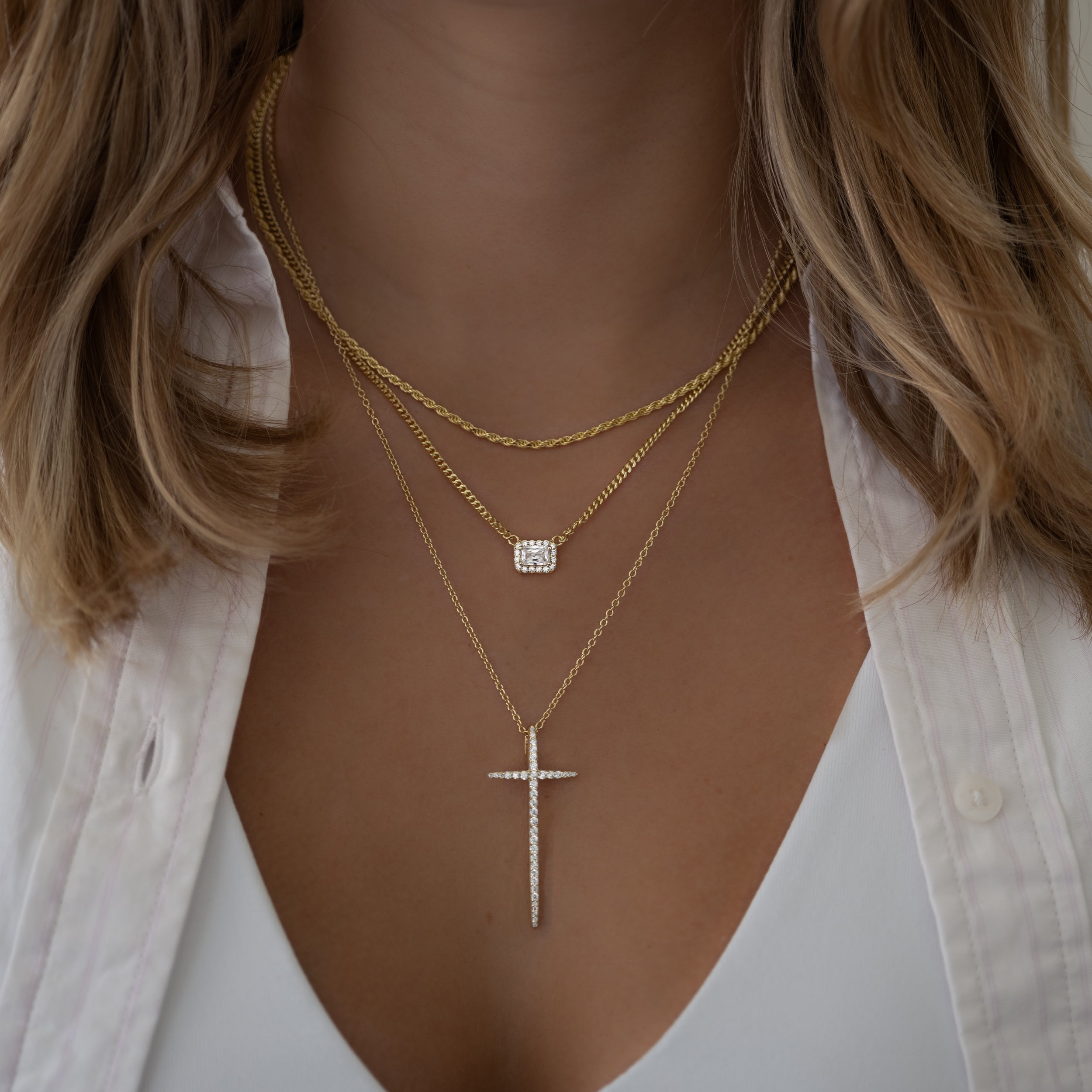 1.20 Carats Radiant Shape Moissanite Diamond Halo Necklace