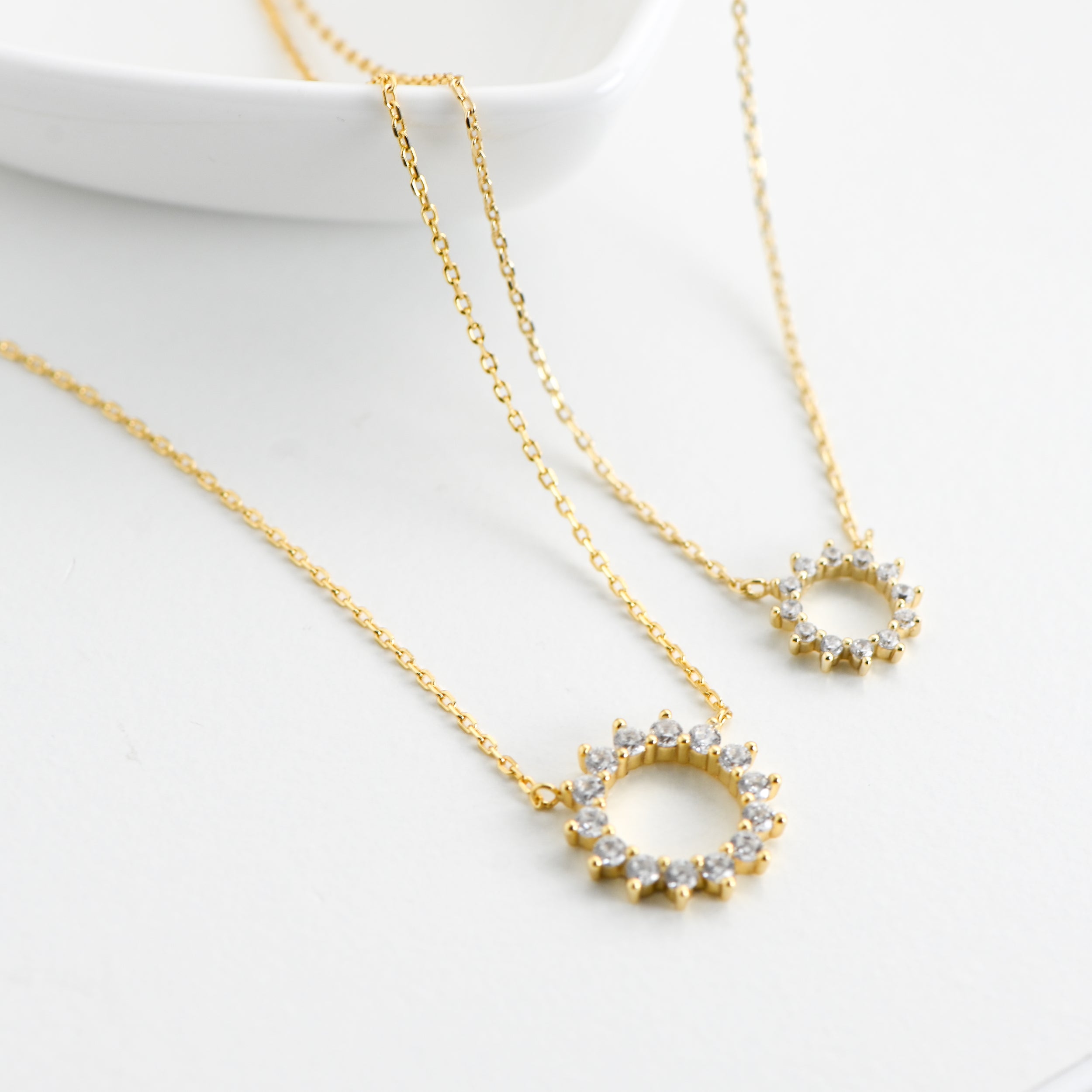 0.40 Carats Round Shape Moissanite Open Circle Necklace