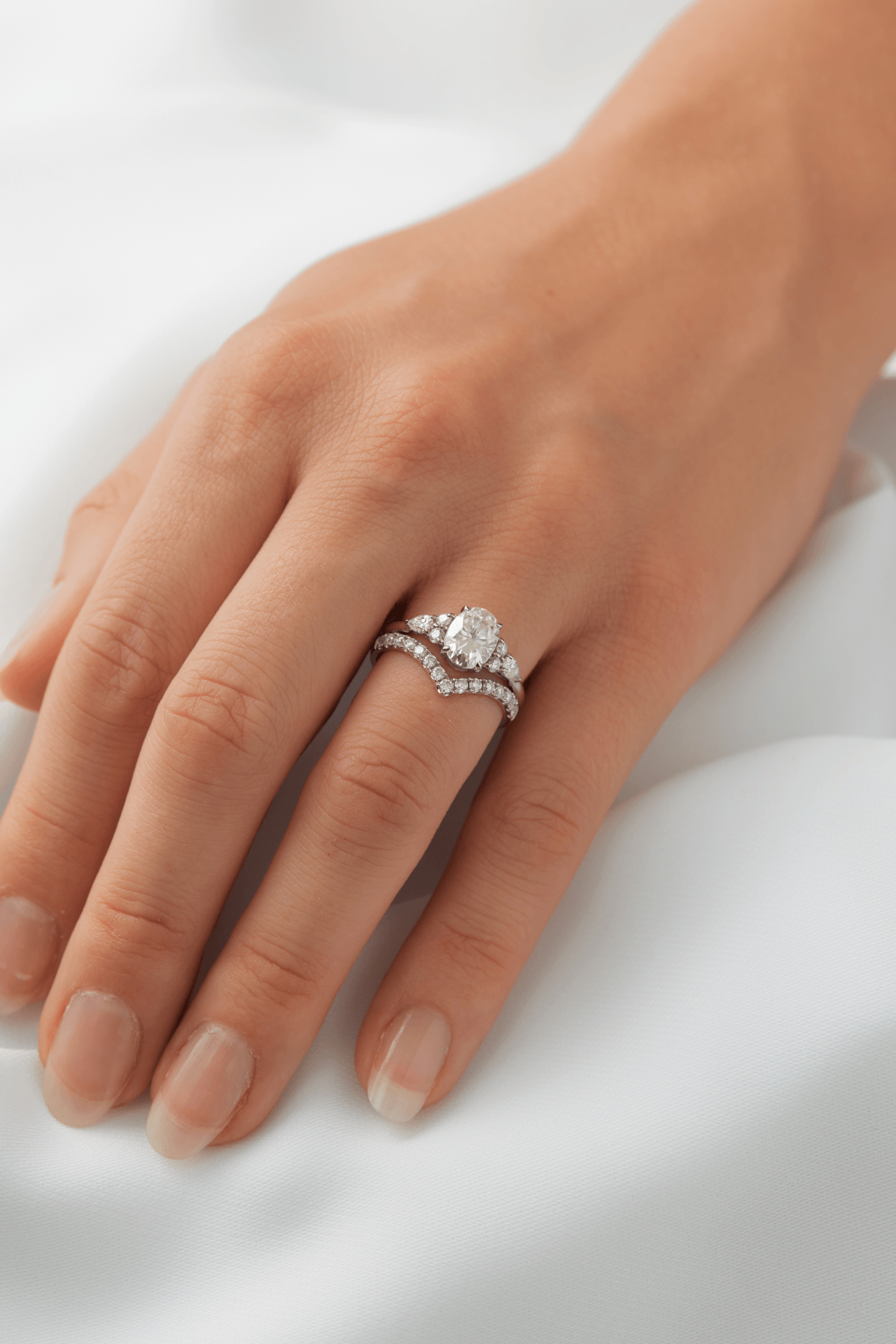 1.0 Carats Oval Shape Moissanite Cluster Engagement Ring