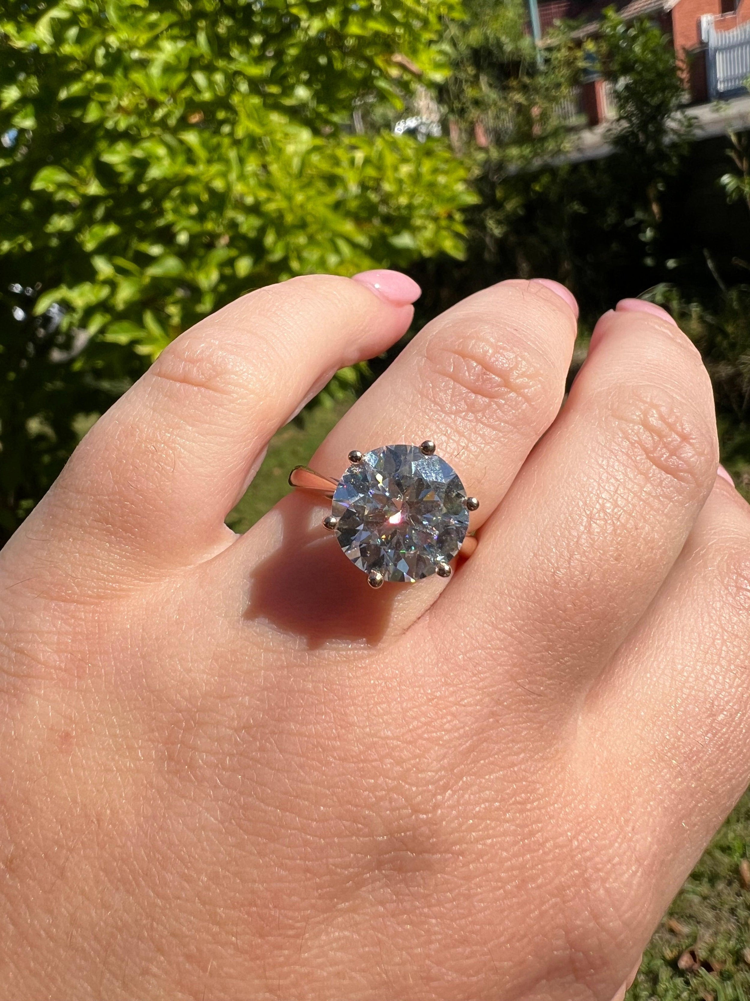 3.0 Carats Round Shape Moissanite Solitaire Engagement Ring