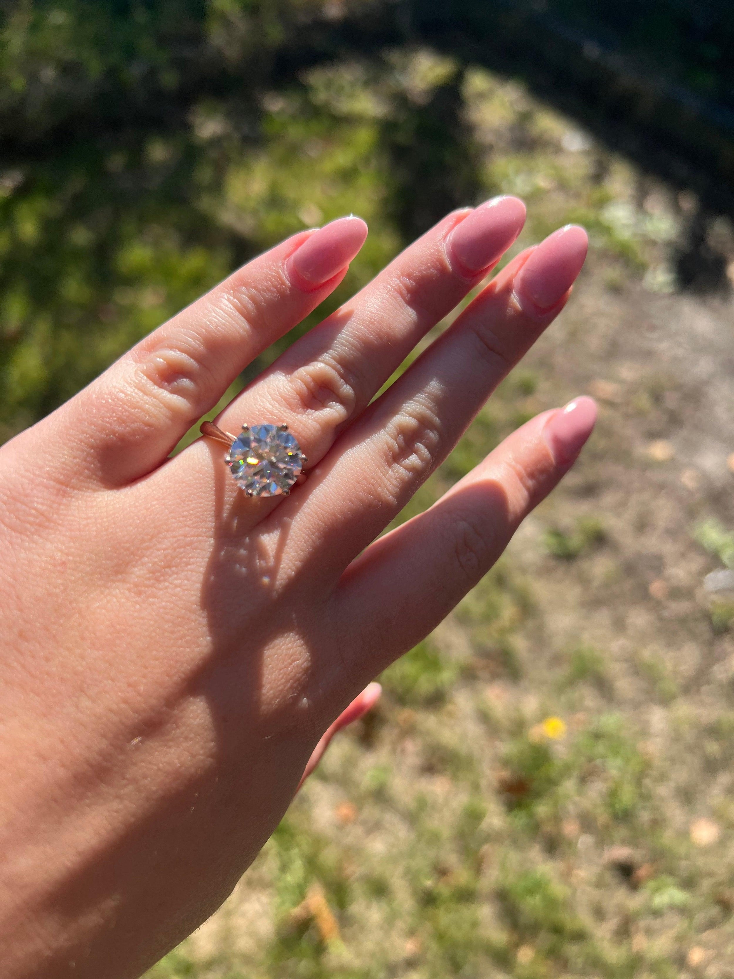 3.0 Carats Round Shape Moissanite Solitaire Engagement Ring