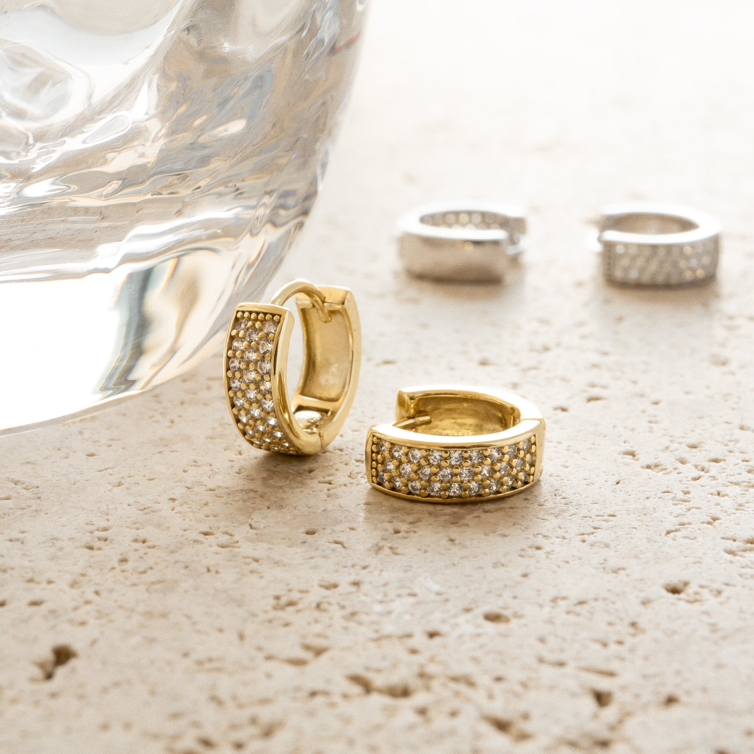 0.60 TCW Round Shape Moissanite Huggie Hoops Earrings