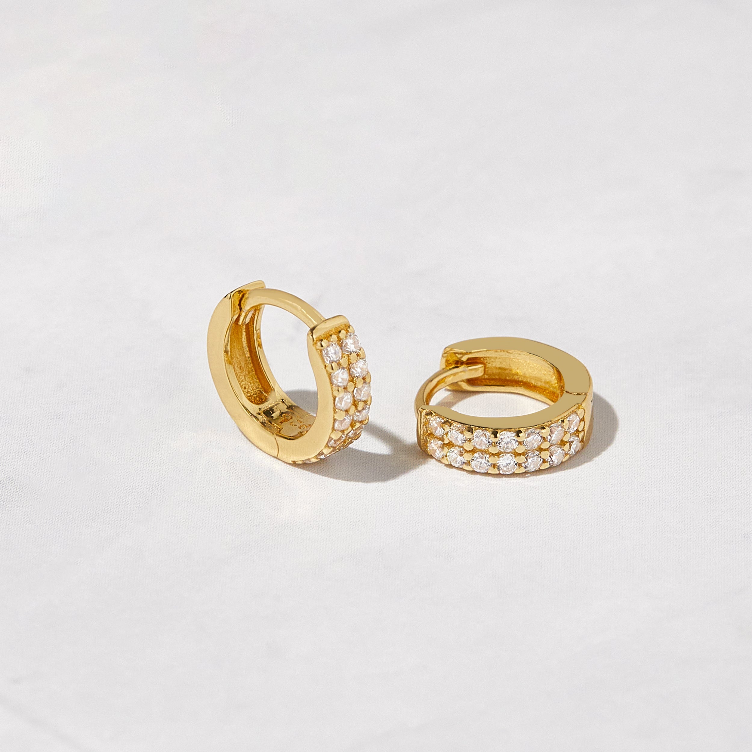 0.60 TCW Round Shape Moissanite Two Row Huggies Earrings