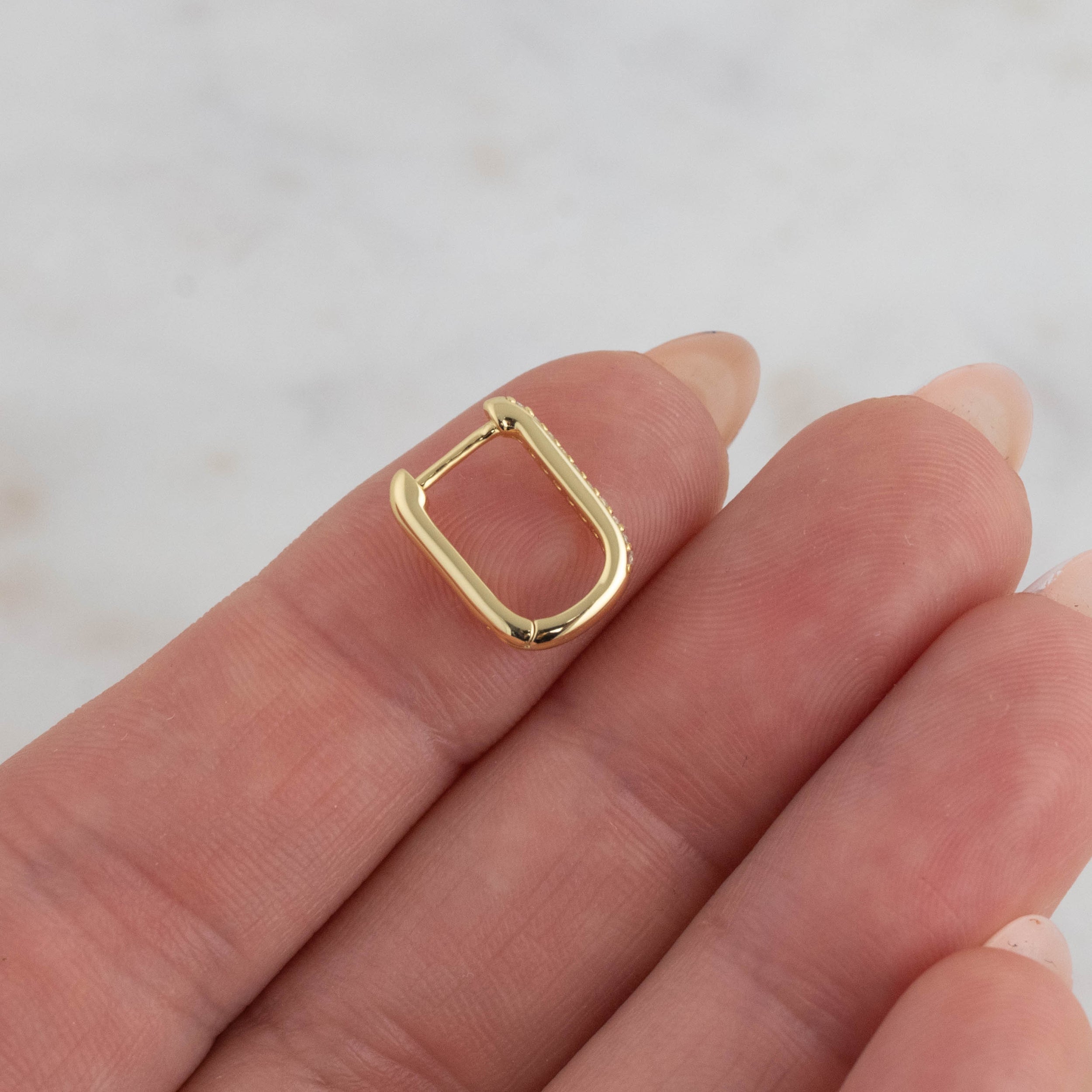 0.30 TCW Round Shape Moissanite Huggie Hoops Earrings