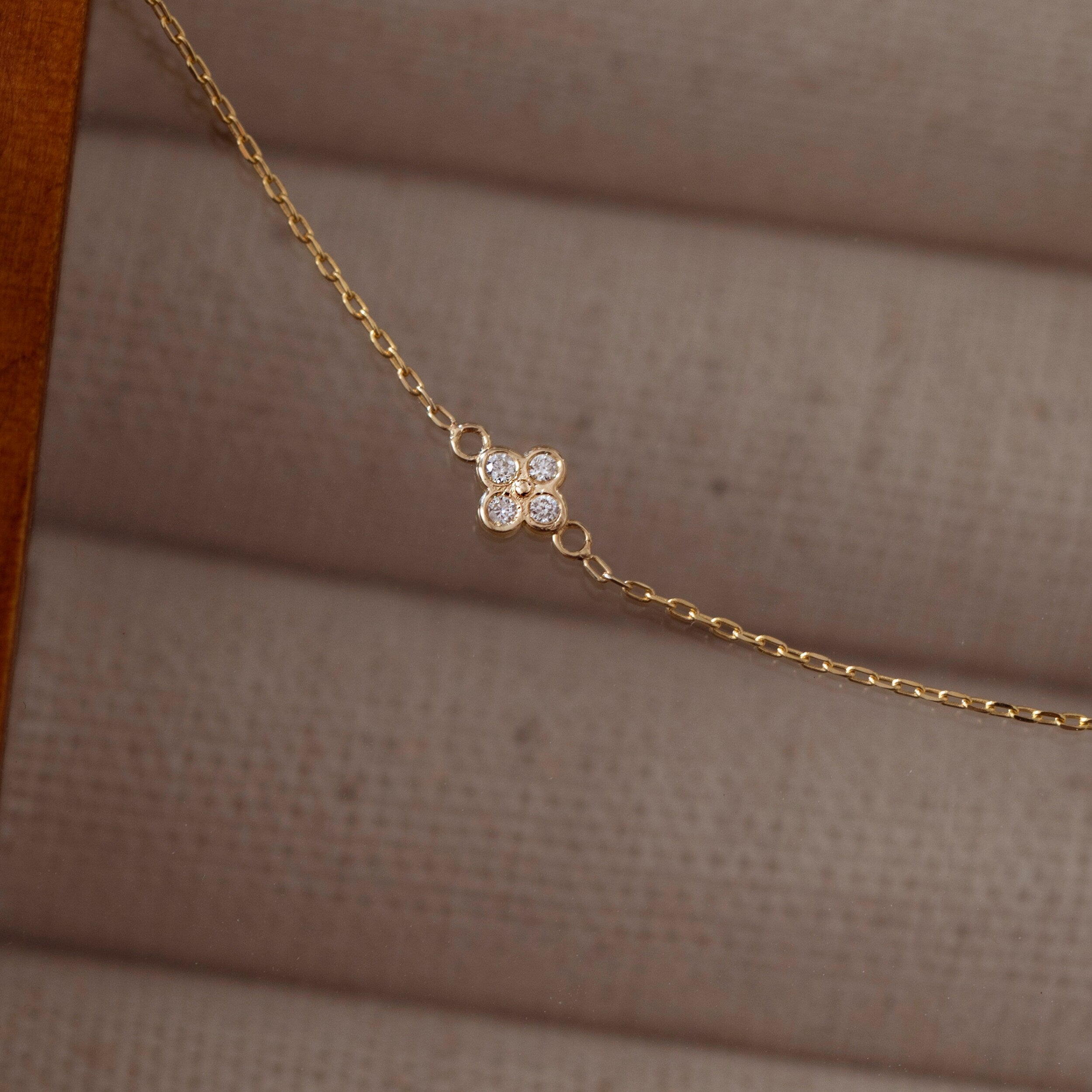 0.12 Carats Round Shape Moissanite Flower Necklace