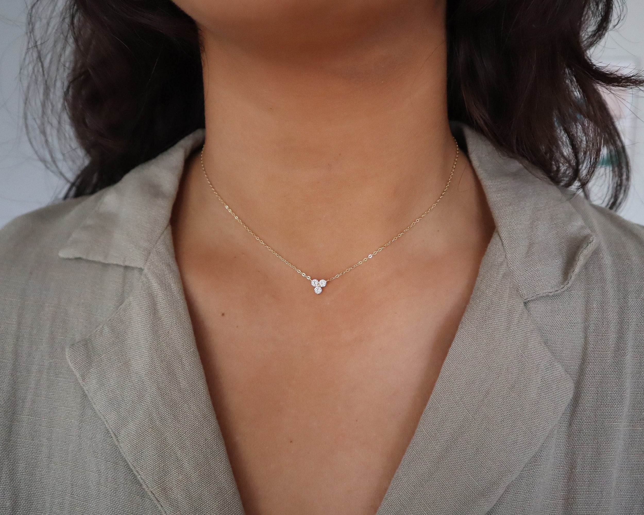 0.30 Carats Round Shape Moissanite Clover flower Necklace