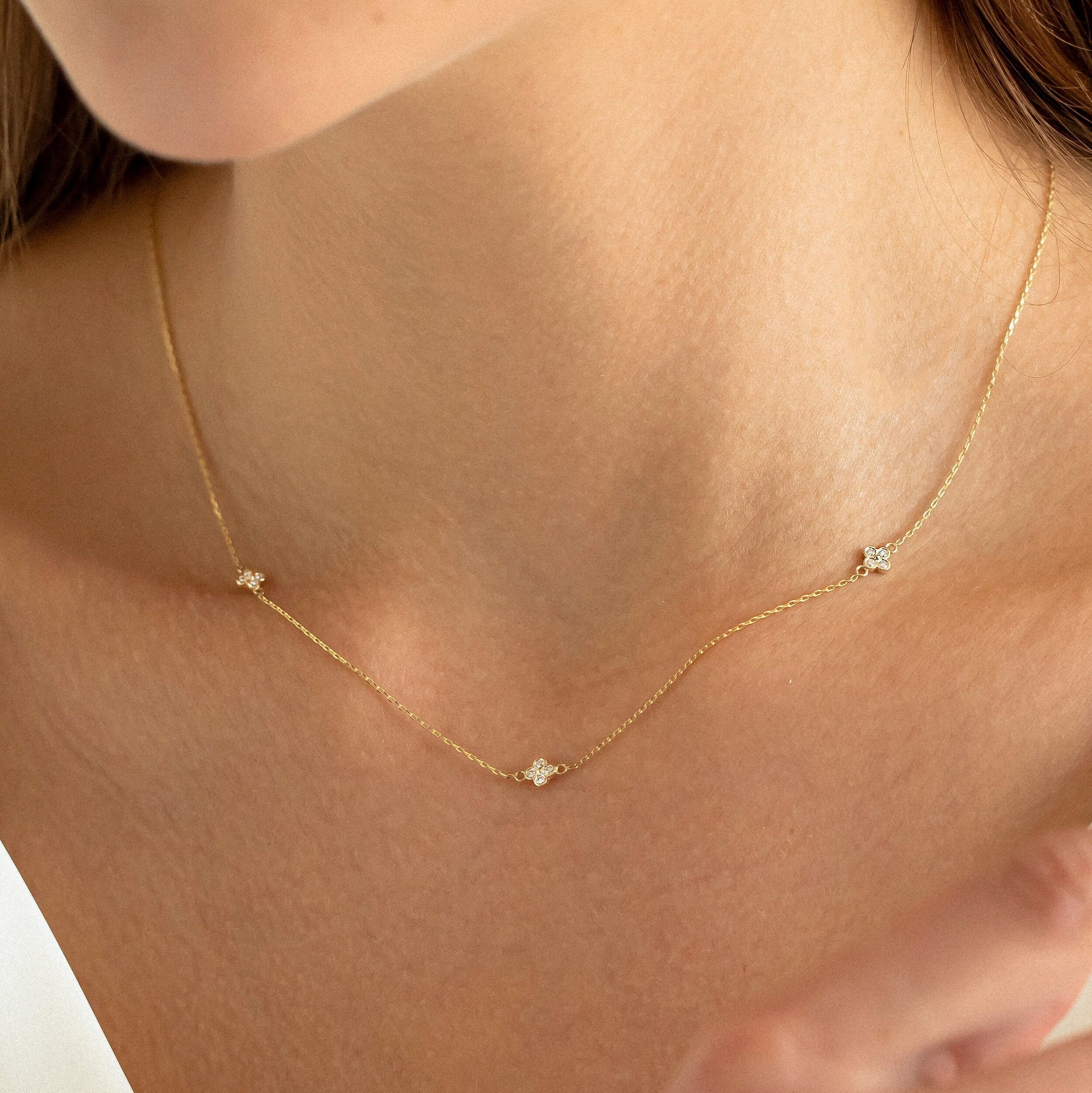 0.12 Carats Round Shape Moissanite Flower Necklace