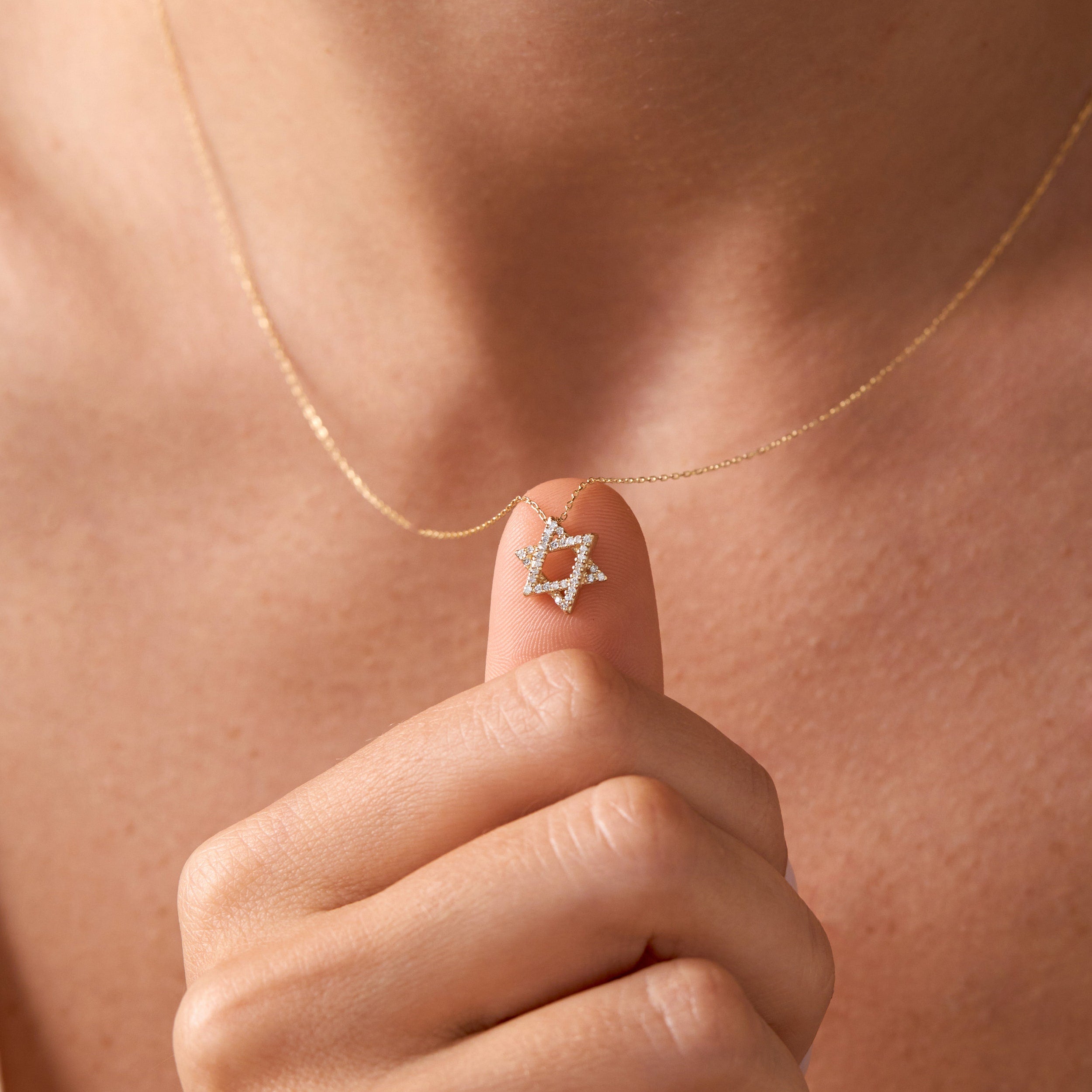 0.08 Carats Round Shape Moissanite Star Necklace