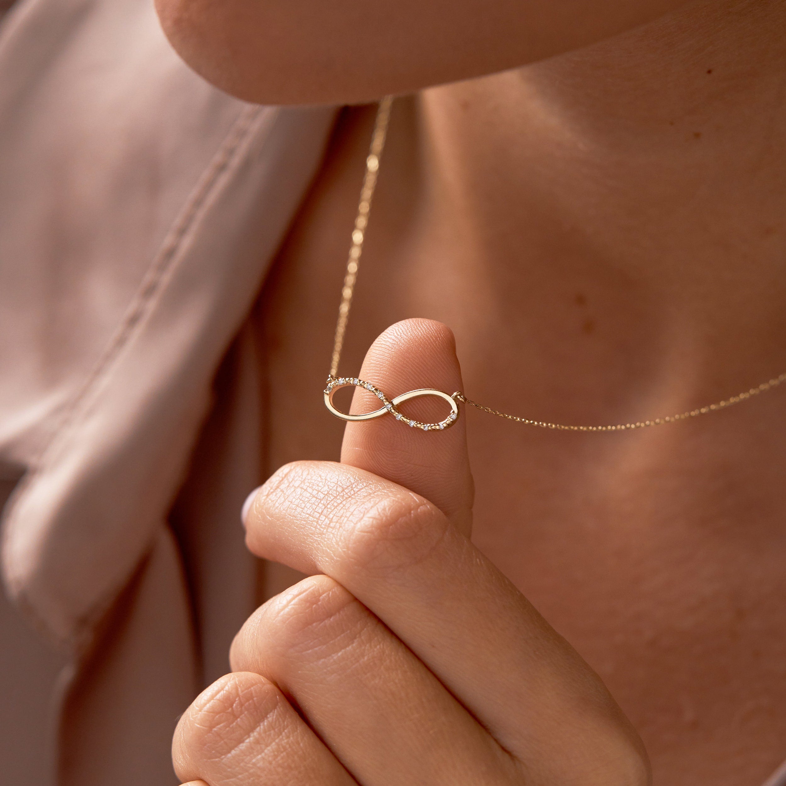 0.04 Carats Round Shape Moissanite Infinity Necklace