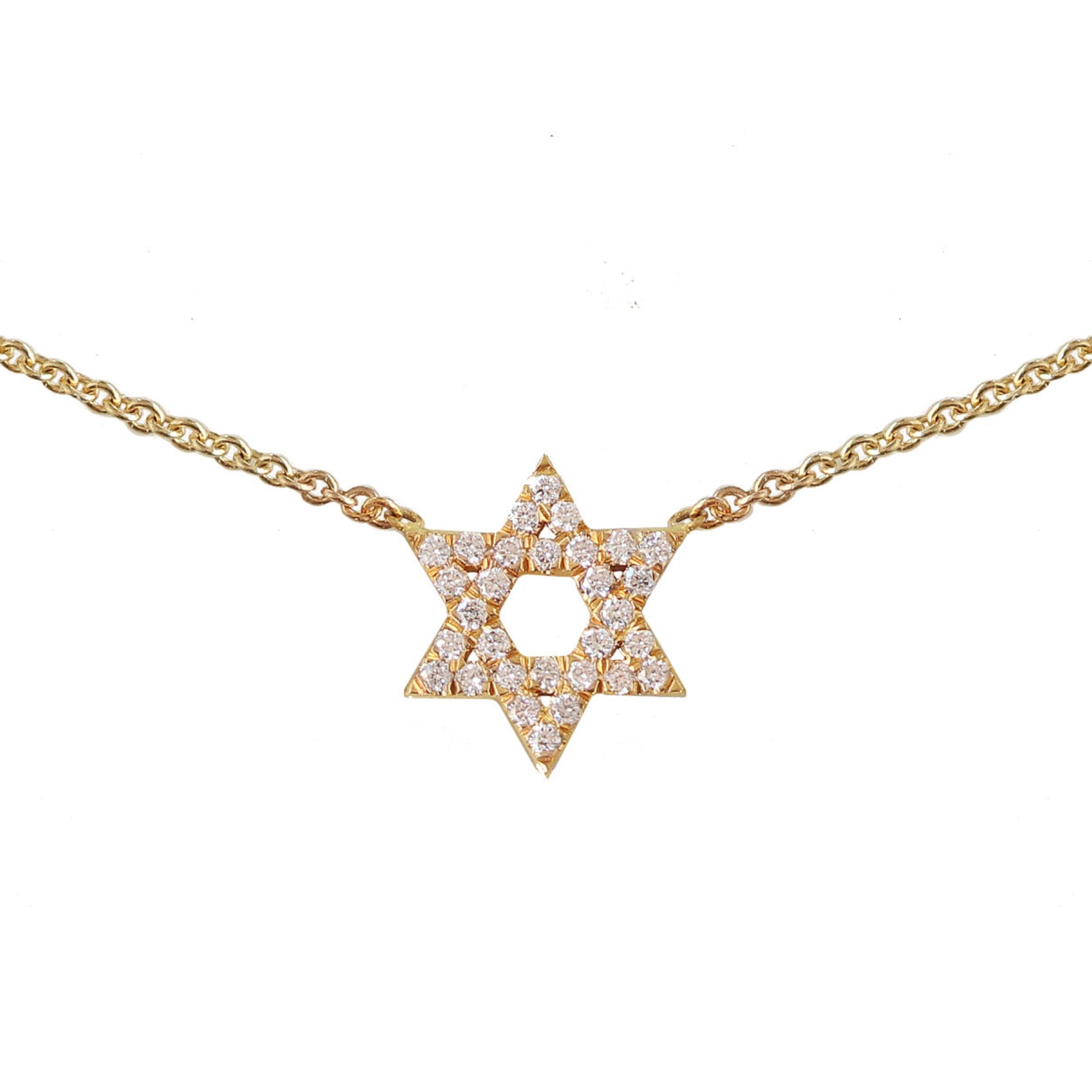 0.15 Carats Round Shape Moissanite Star Necklace