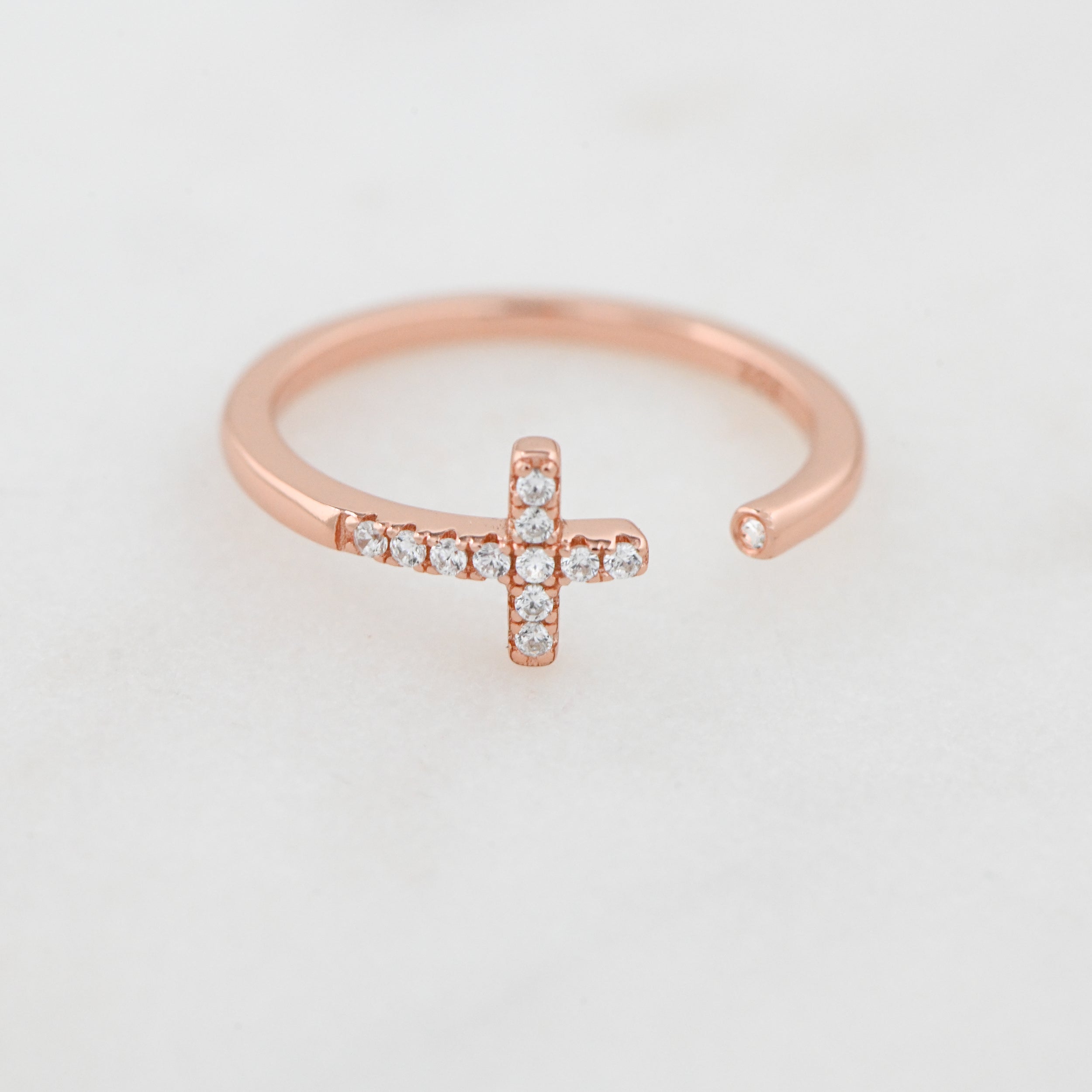 0.25 Carats Moissanite Round Cut Cross Open Setting Wedding Band