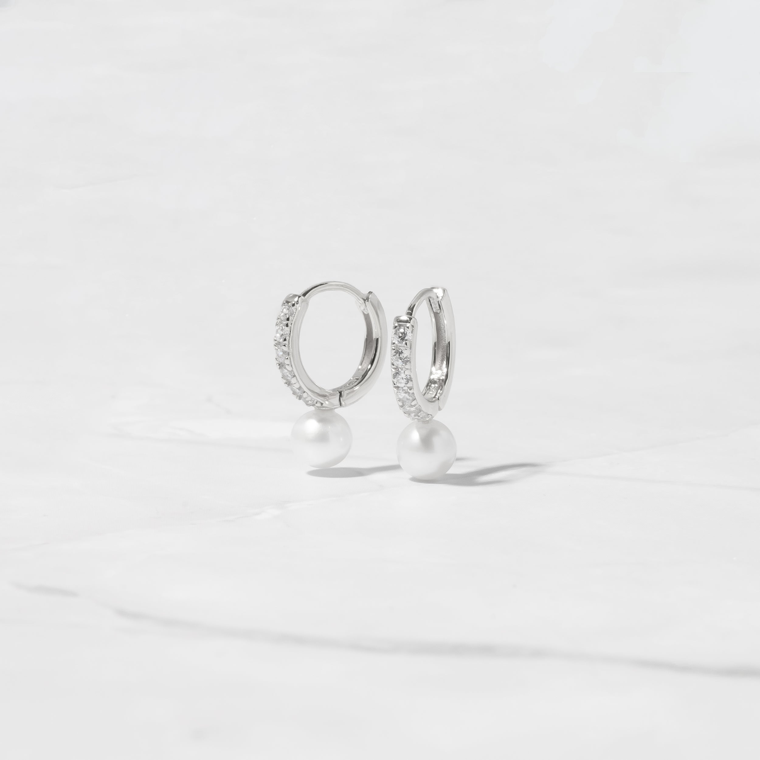 0.30 TCW Round Shape Moissanite Pearl Huggies Earrings