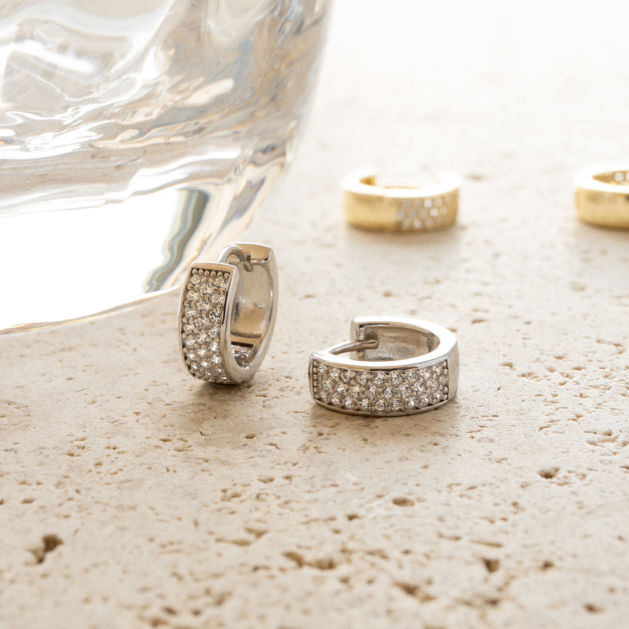 0.60 TCW Round Shape Moissanite Huggie Hoops Earrings