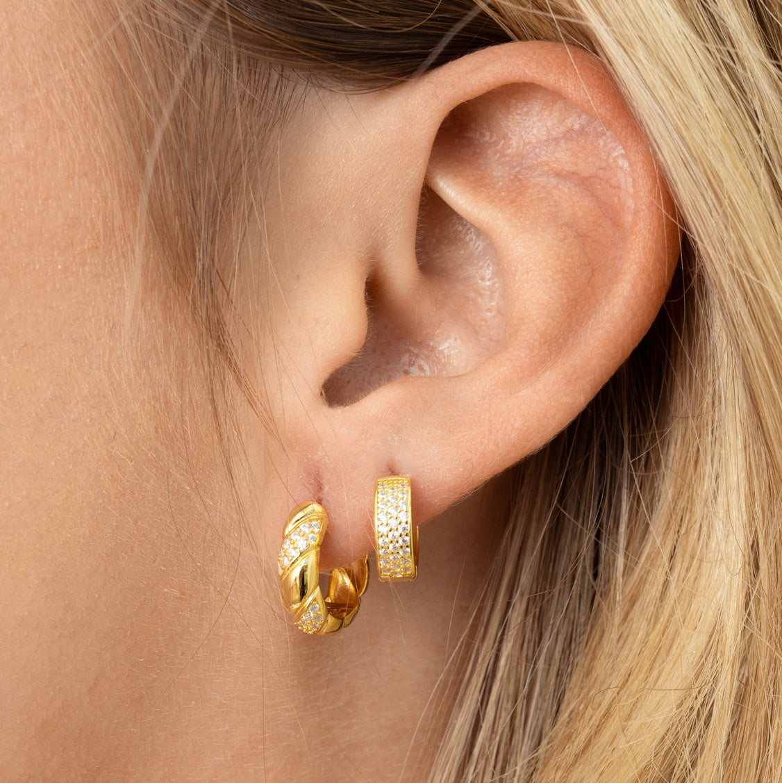 0.30 TCW Round Shape Moissanite Croissant Hoops Earrings