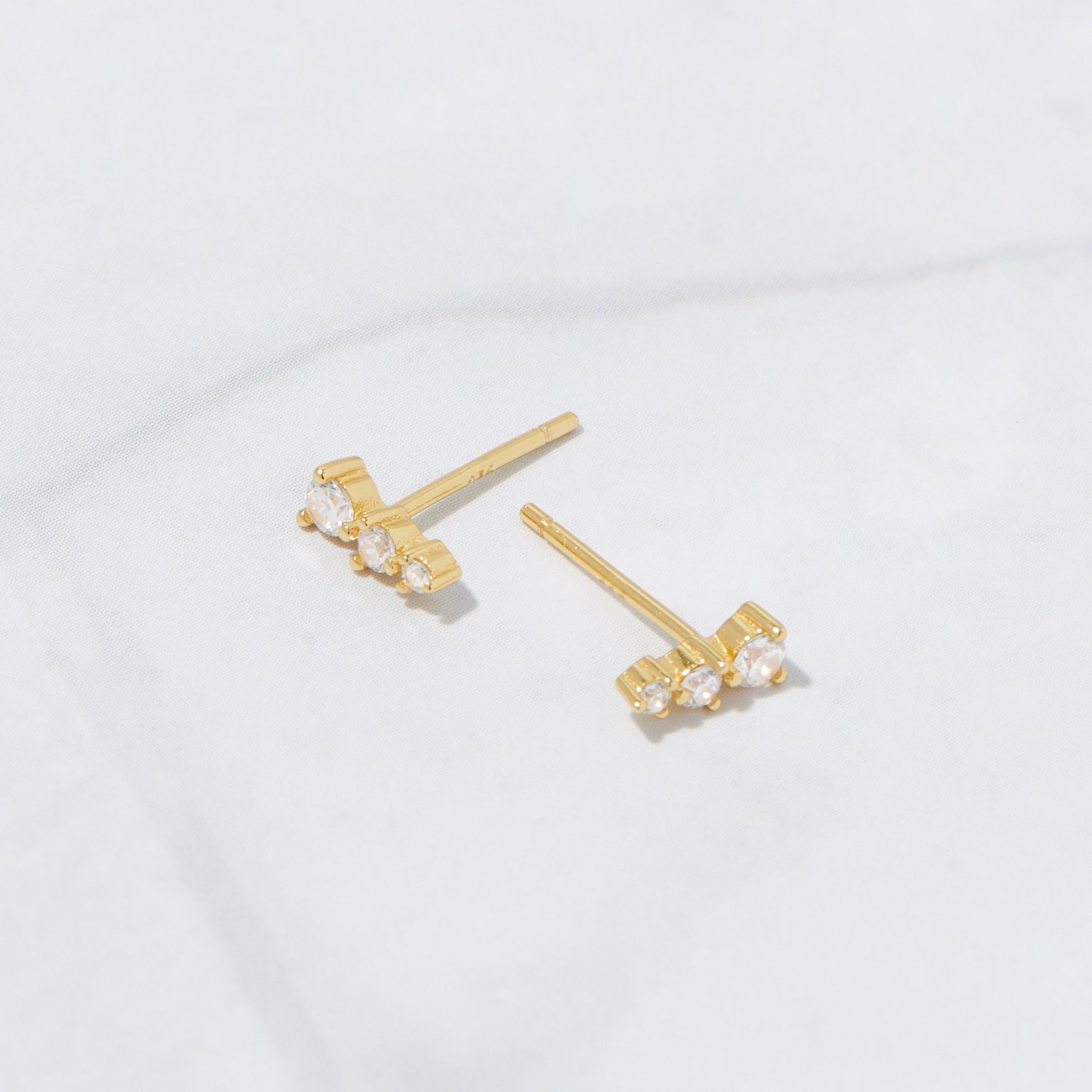 0.30 TCW Round Shape Moissanite Ear Climber Earrings