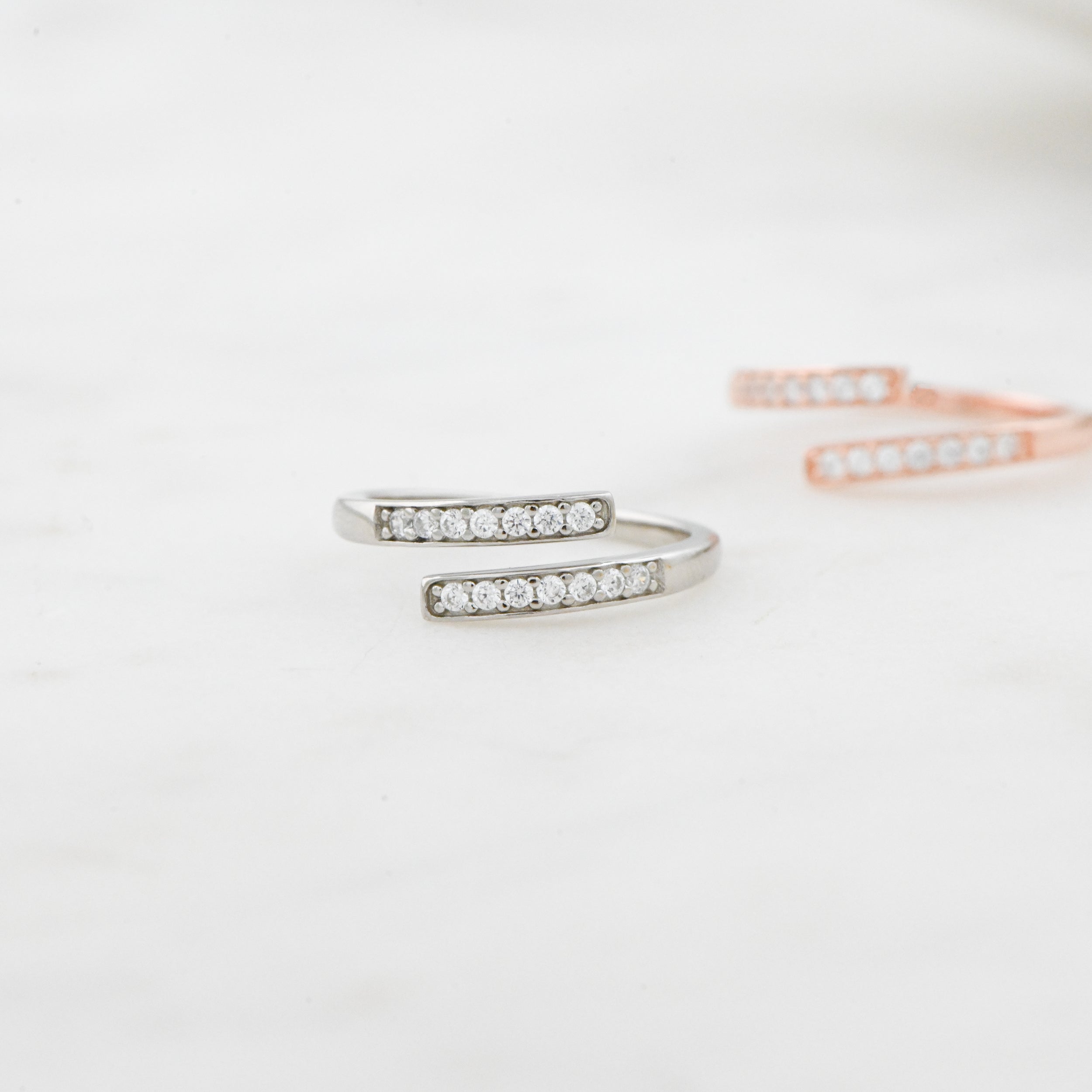 0.45 Carats Moissanite Round Open Setting Wedding Band
