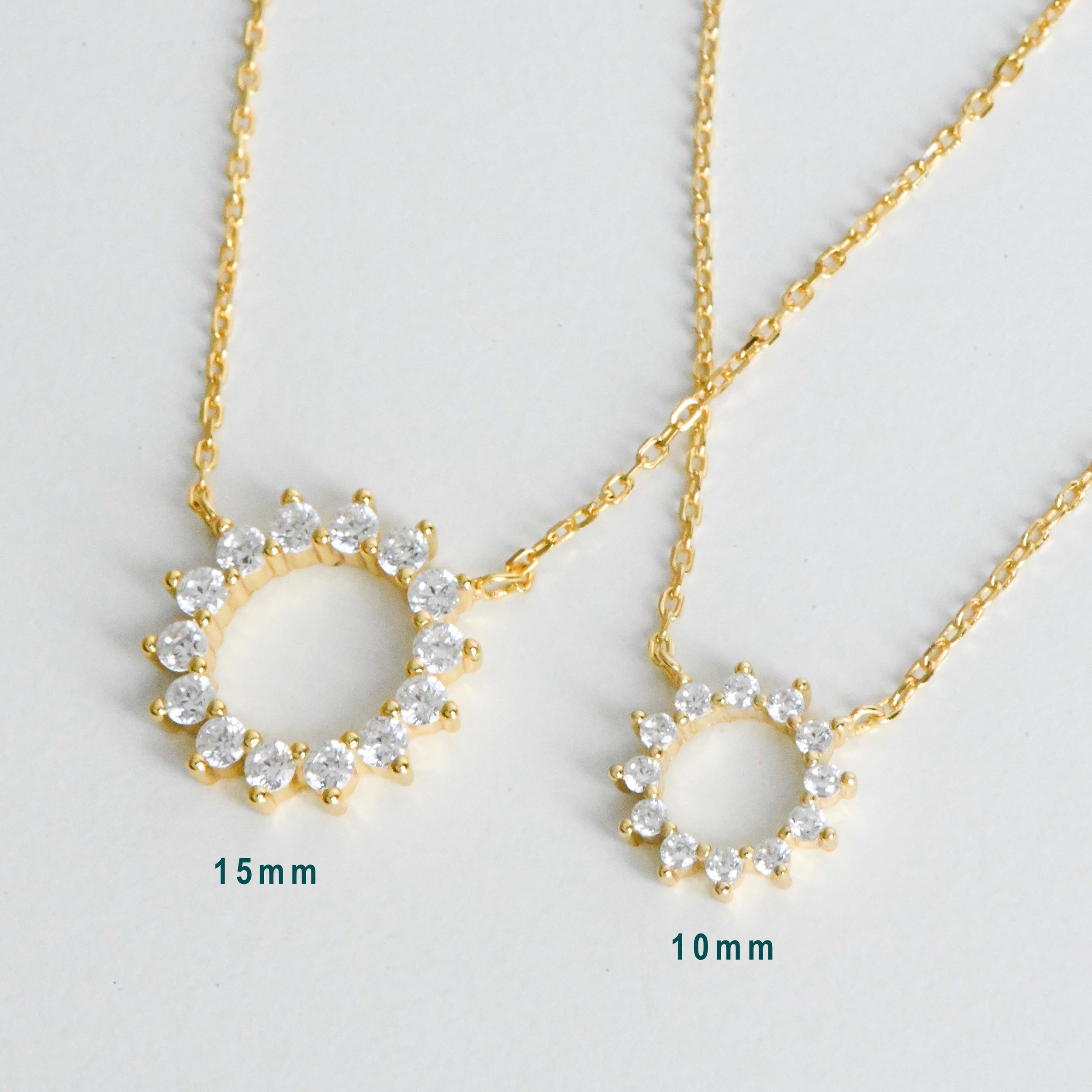 0.40 Carats Round Shape Moissanite Open Circle Necklace
