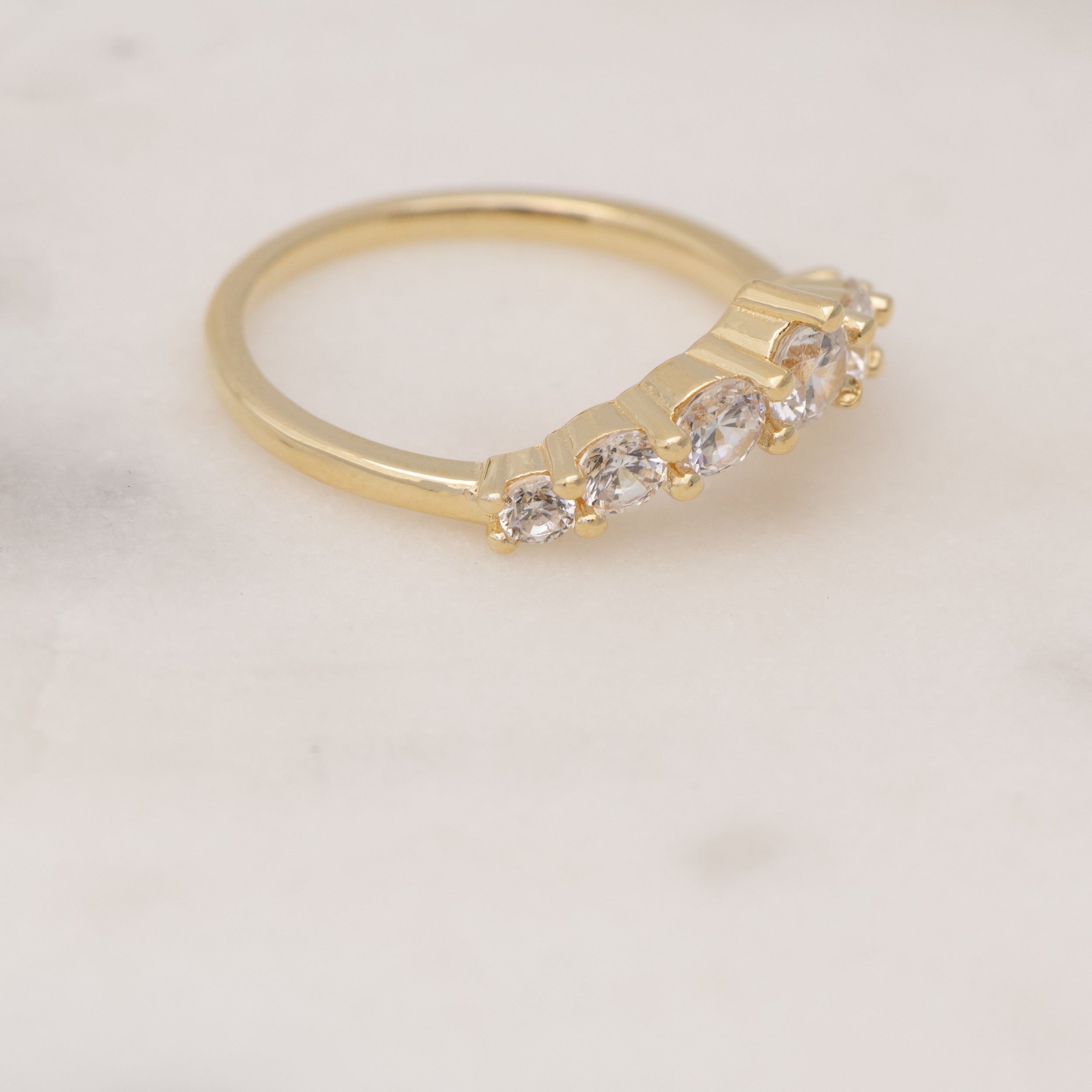 1.0 Carats Moissanite Round Chevron Setting Wedding Band