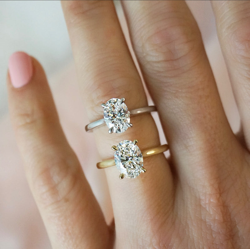 1.0 Carats Lab Grown Diamond Oval Shape E-VS1 Solitaire Engagement Ring