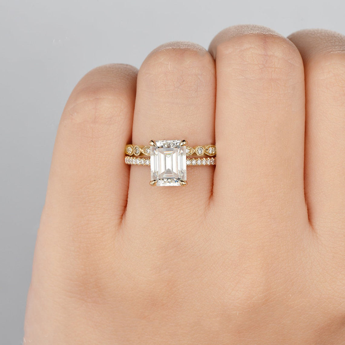 2.50 CT Emerald F/VS1 CVD Diamond Hidden Halo Bridal Ring Set for Women